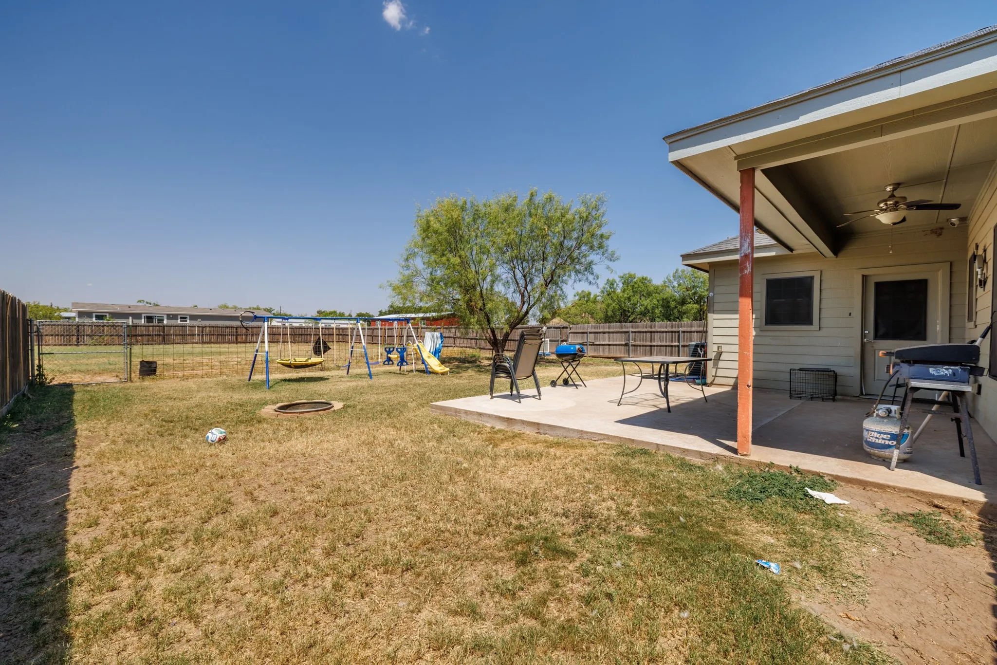 Single Family Residence For Sale in Taylor County , 1806 S 5th, Merkel, Texas 79536, 2 Bedroom, 2 Bathroom, Garage spaces, 1,248 Sqft, built in 2016, mls#21349383, Real Estate Agent in Merkel, Homes For Sale in Taylor county, Homes For Sale in Merkel, Realtor in Merkel Texas, Real Estate Brokerage Independent Realty Texas, Luminita Cordes Realtor