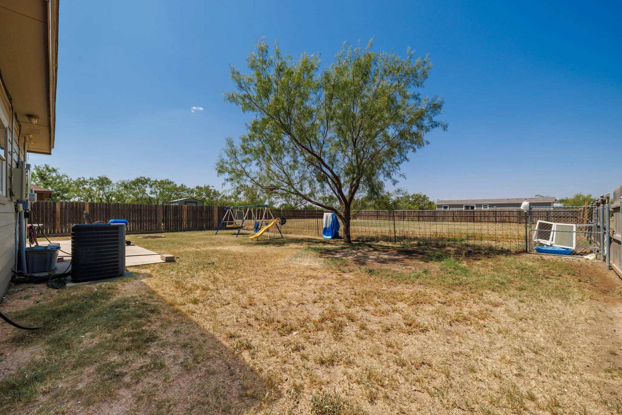 Single Family Residence For Sale in Taylor County , 1806 S 5th, Merkel, Texas 79536, 2 Bedroom, 2 Bathroom, Garage spaces, 1,248 Sqft, built in 2016, mls#21349383, Real Estate Agent in Merkel, Homes For Sale in Taylor county, Homes For Sale in Merkel, Realtor in Merkel Texas, Real Estate Brokerage Independent Realty Texas, Luminita Cordes Realtor