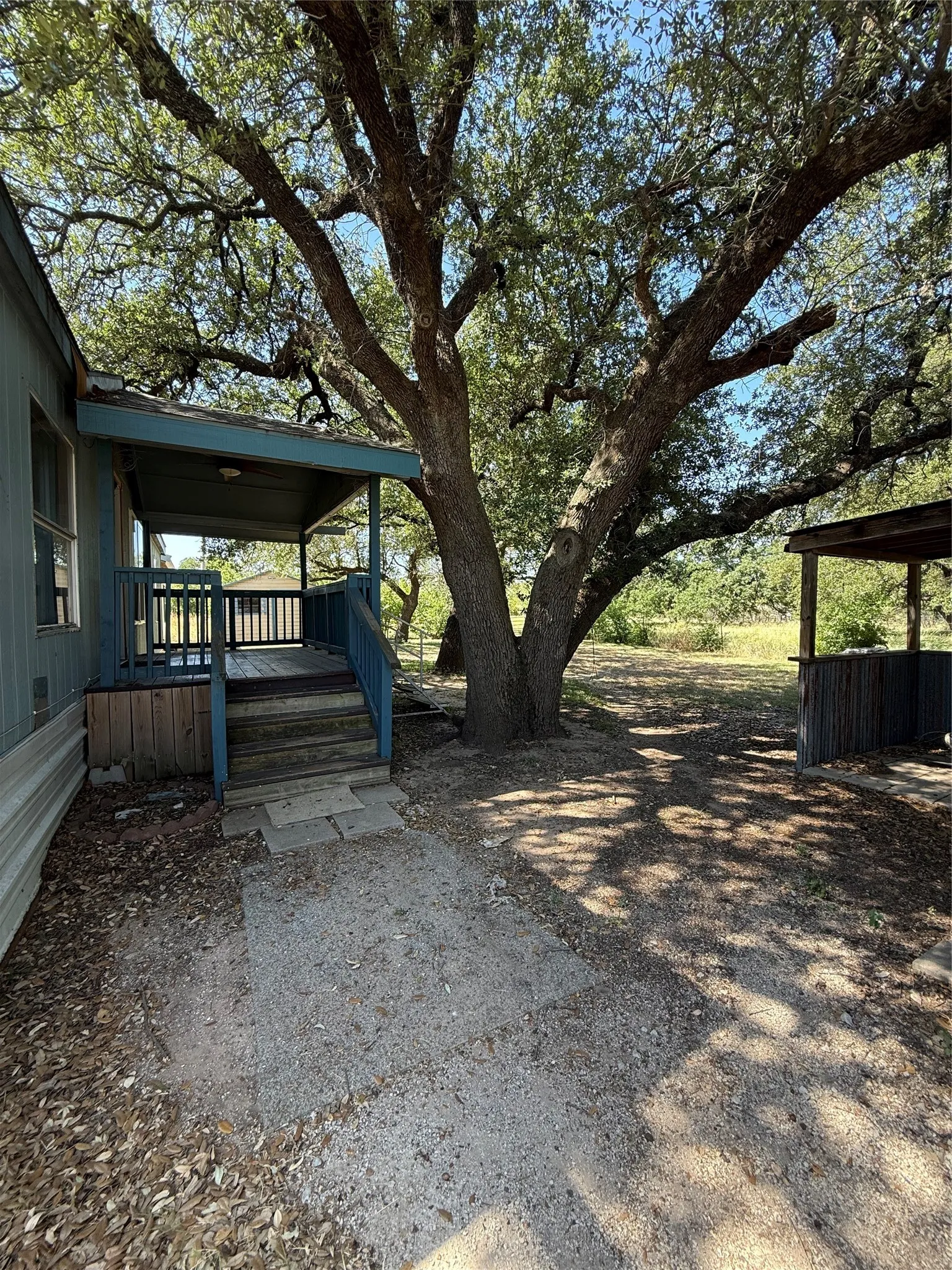 Manufactured Home For Sale in Eastland County , 1410 E Loop 254, Ranger, Texas 76470, 3 Bedroom, 2 Bathroom, Garage spaces, 1,080 Sqft, built in 1998, mls#21361059, Real Estate Agent in Ranger, Homes For Sale in Eastland county, Homes For Sale in Ranger, Realtor in Ranger Texas, Real Estate Brokerage Independent Realty Texas, Luminita Cordes Realtor