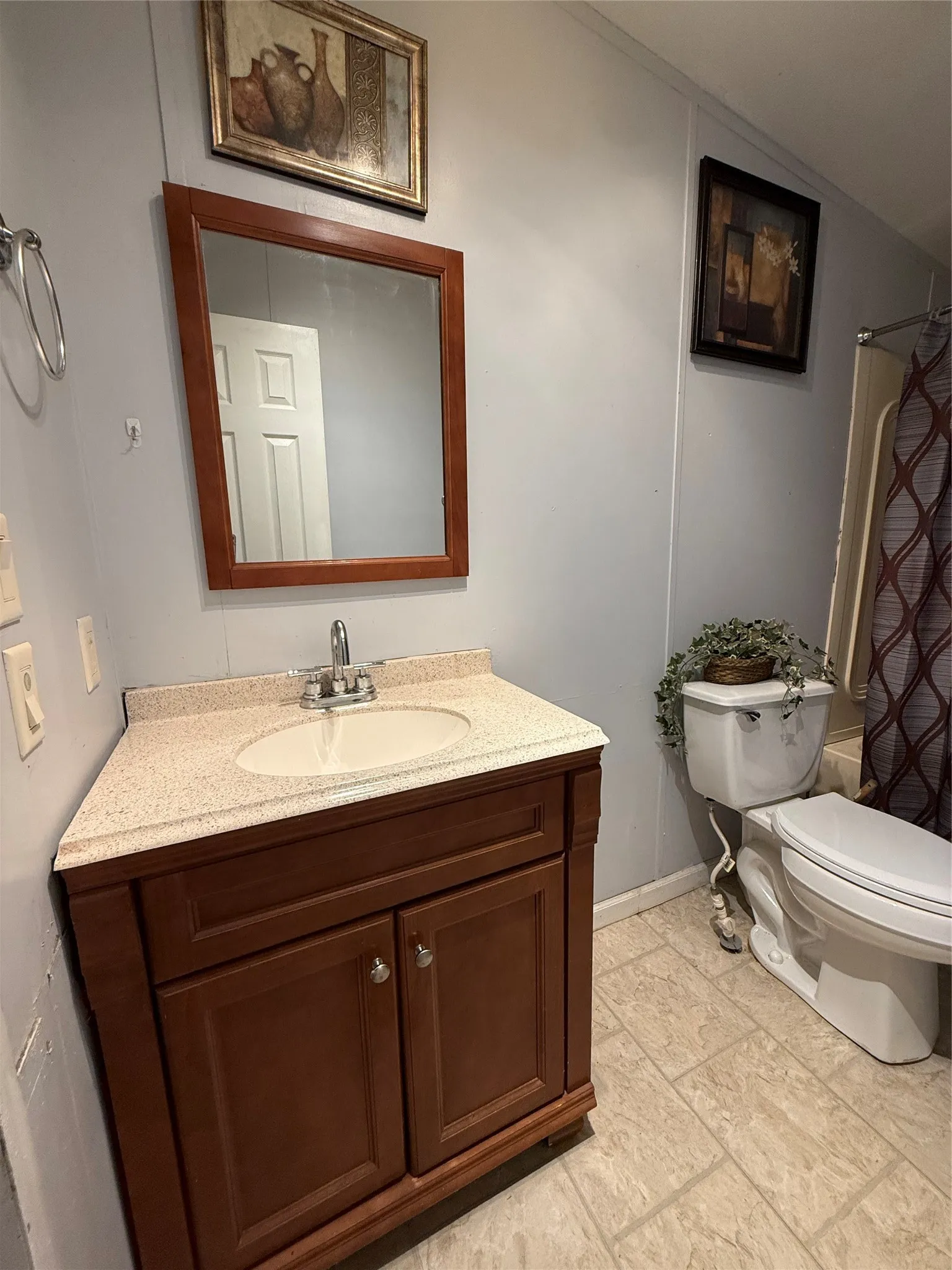 Manufactured Home For Sale in Eastland County , 1410 E Loop 254, Ranger, Texas 76470, 3 Bedroom, 2 Bathroom, Garage spaces, 1,080 Sqft, built in 1998, mls#21361059, Real Estate Agent in Ranger, Homes For Sale in Eastland county, Homes For Sale in Ranger, Realtor in Ranger Texas, Real Estate Brokerage Independent Realty Texas, Luminita Cordes Realtor