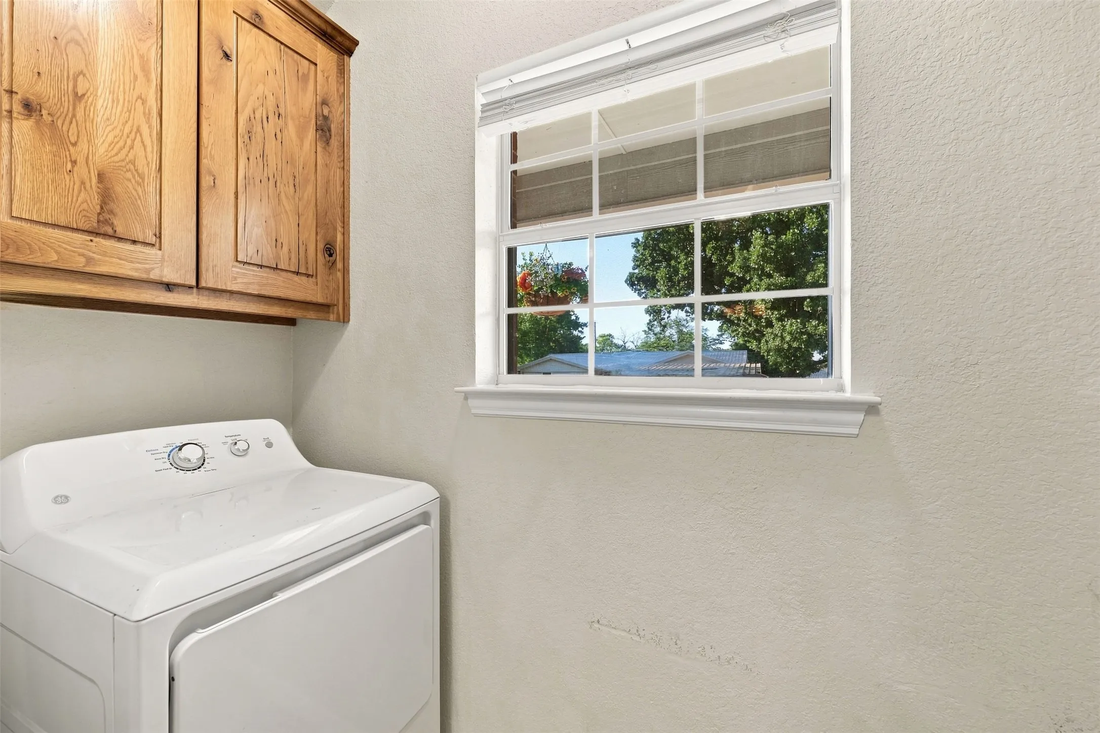 dryer hook up across from the washer