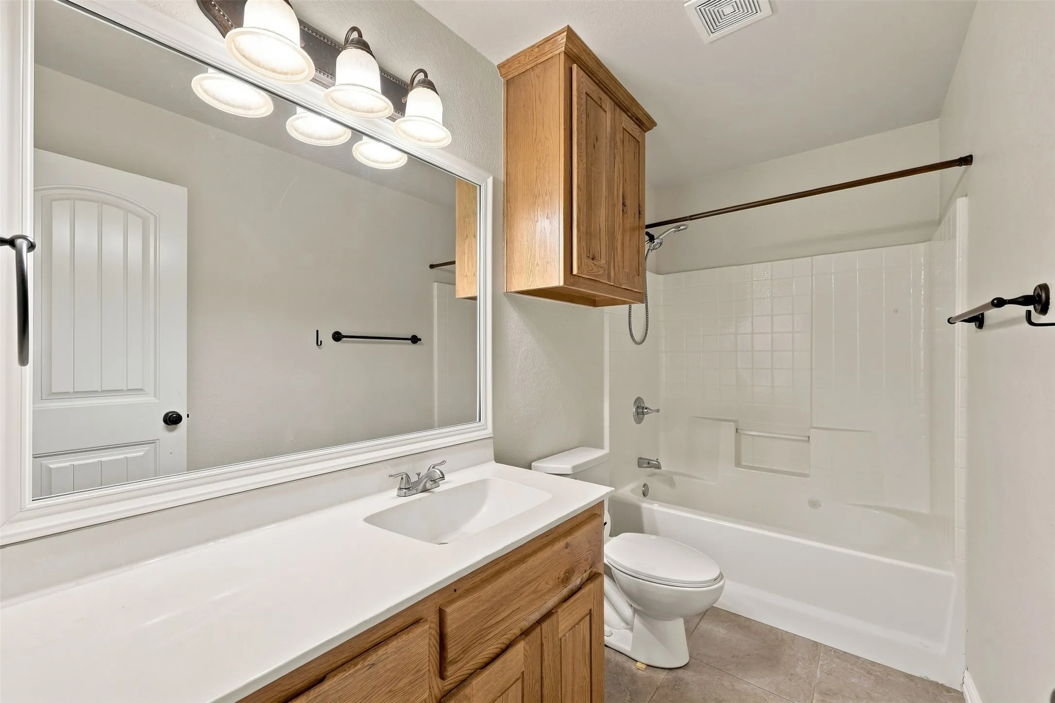 full bath between Bedrooms 1 and 2
