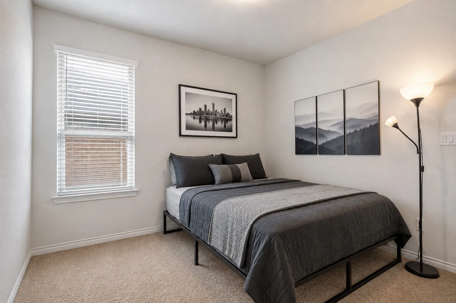 Bedroom 2 with closet.