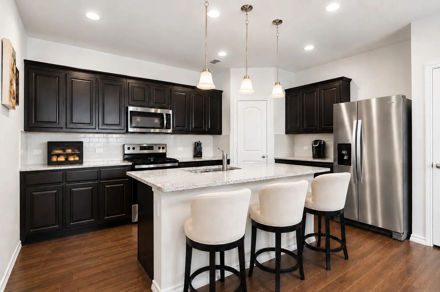 Single Family Residence For Sale in Denton County , 589 Concho Street, Aubrey, Texas 76227, 3 Bedroom, 2 Bathroom, 2 Garage spaces, 1,791 Sqft, built in 2020, mls#21357310, Real Estate Agent in Aubrey, Homes For Sale in Denton county, Homes For Sale in Aubrey, Realtor in Aubrey Texas, Real Estate Brokerage Independent Realty Texas, Luminita Cordes Realtor