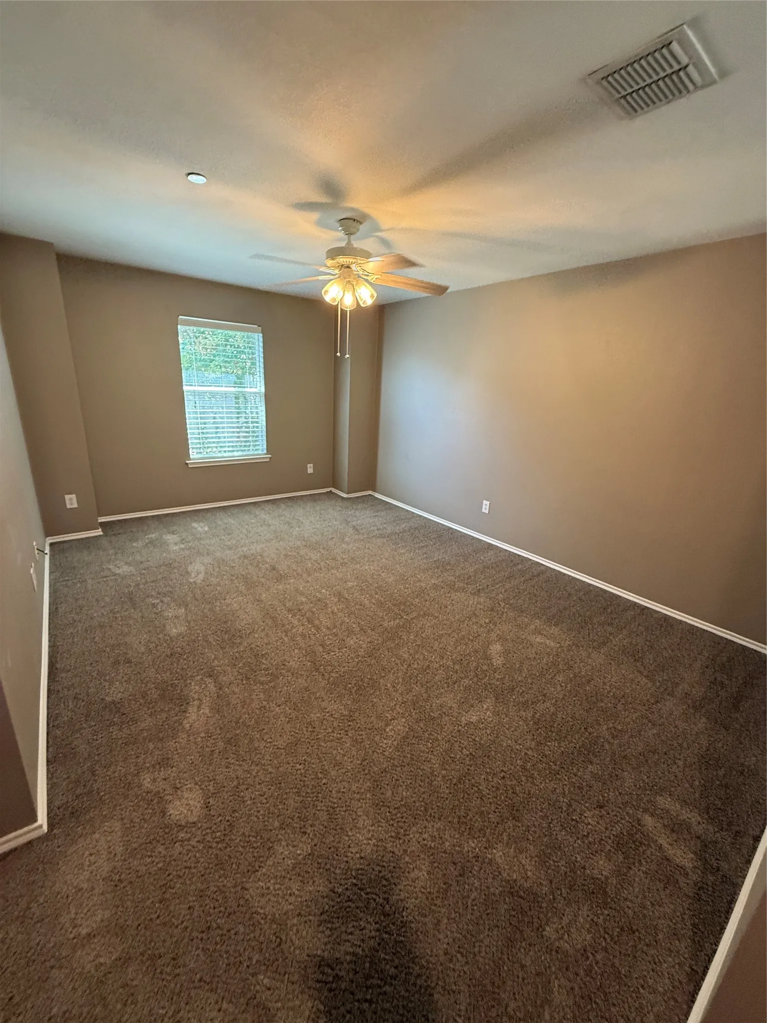 Townhouse For Rent in Collin County , 8508 Forest Highlands Drive, Plano, Texas 75024, 2 Bedroom, 3 Bathroom, 2 Garage spaces, 1,597 Sqft, built in 2004, mls#21361299, Real Estate Agent in Plano, Homes For Rent in Collin county, Homes For Rent in Plano, Realtor in Plano Texas, Real Estate Brokerage Independent Realty Texas, Luminita Cordes Realtor