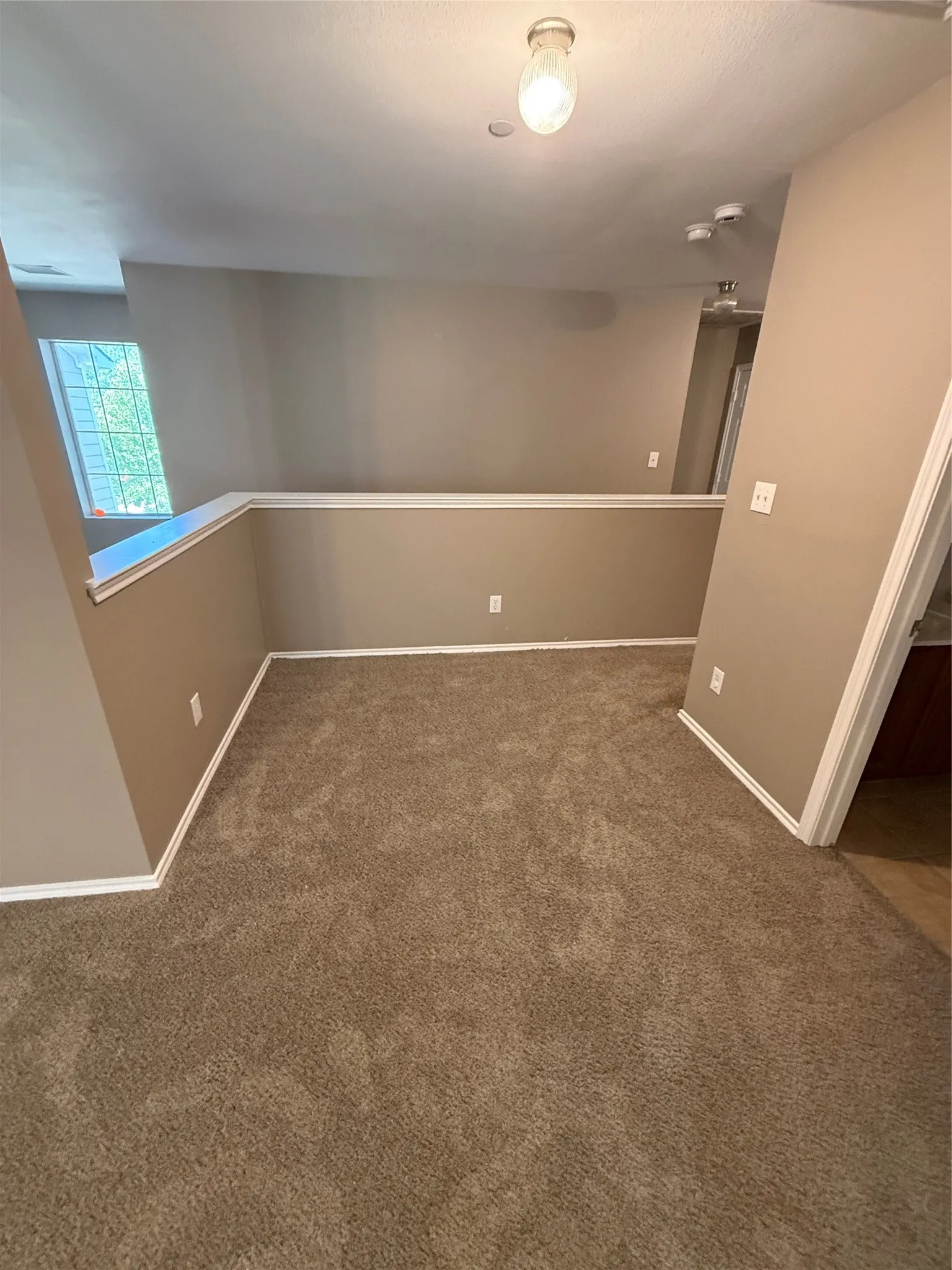 Townhouse For Rent in Collin County , 8508 Forest Highlands Drive, Plano, Texas 75024, 2 Bedroom, 3 Bathroom, 2 Garage spaces, 1,597 Sqft, built in 2004, mls#21361299, Real Estate Agent in Plano, Homes For Rent in Collin county, Homes For Rent in Plano, Realtor in Plano Texas, Real Estate Brokerage Independent Realty Texas, Luminita Cordes Realtor