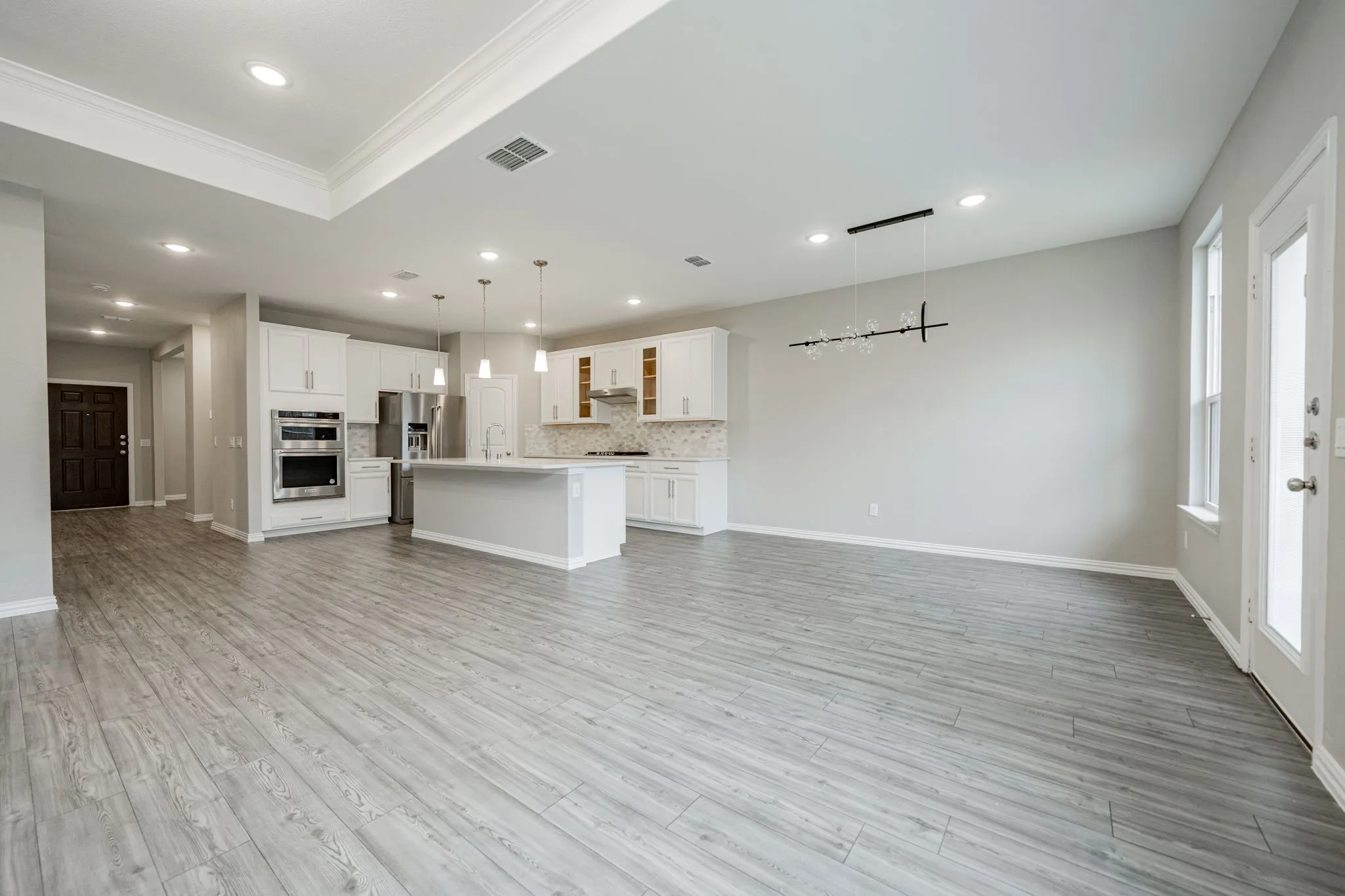 Single Family Residence For Sale in Rockwall County , 427 Holt Lane, Fate, Texas 75087, 4 Bedroom, 3 Bathroom, 2 Garage spaces, 3,058 Sqft, built in 2021, mls#21361502, Real Estate Agent in Fate, Homes For Sale in Rockwall county, Homes For Sale in Fate, Realtor in Fate Texas, Real Estate Brokerage Independent Realty Texas, Luminita Cordes Realtor