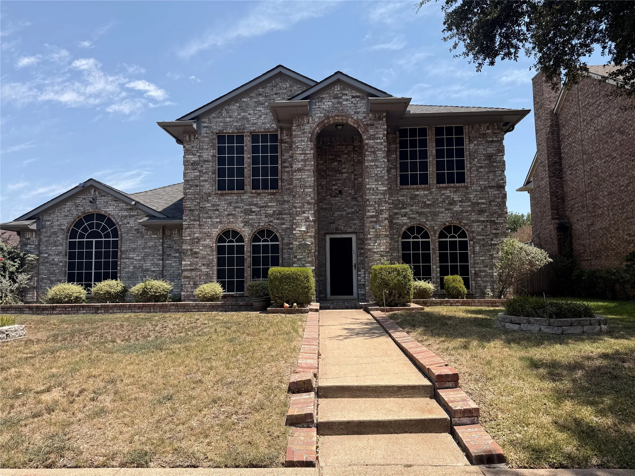 Single Family Residence For Rent in Dallas County , 2332 Boardwalk Drive, Mesquite, Texas 75181, 4 Bedroom, 3 Bathroom, 2 Garage spaces, 2,651 Sqft, built in 1992, Price $3,295, mls#21361529, Real Estate Agent in Mesquite, Homes For Rent in Dallas county, Homes For Rent in Mesquite, Realtor in Mesquite Texas, Real Estate Brokerage Independent Realty Texas, Luminita Cordes Realtor