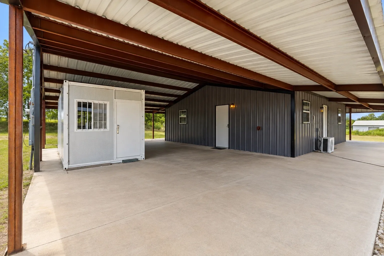 Industrial For Sale in Grayson County , 2822 Plainview Road, Sherman, Texas 75092, 0, 0, Garage spaces, 0 Sqft, built in 2021, Price $875,000, mls#21315944, Real Estate Agent in Sherman, Homes For Sale in Grayson county, Homes For Sale in Sherman, Realtor in Sherman Texas, Real Estate Brokerage Independent Realty Texas, Luminita Cordes Realtor
