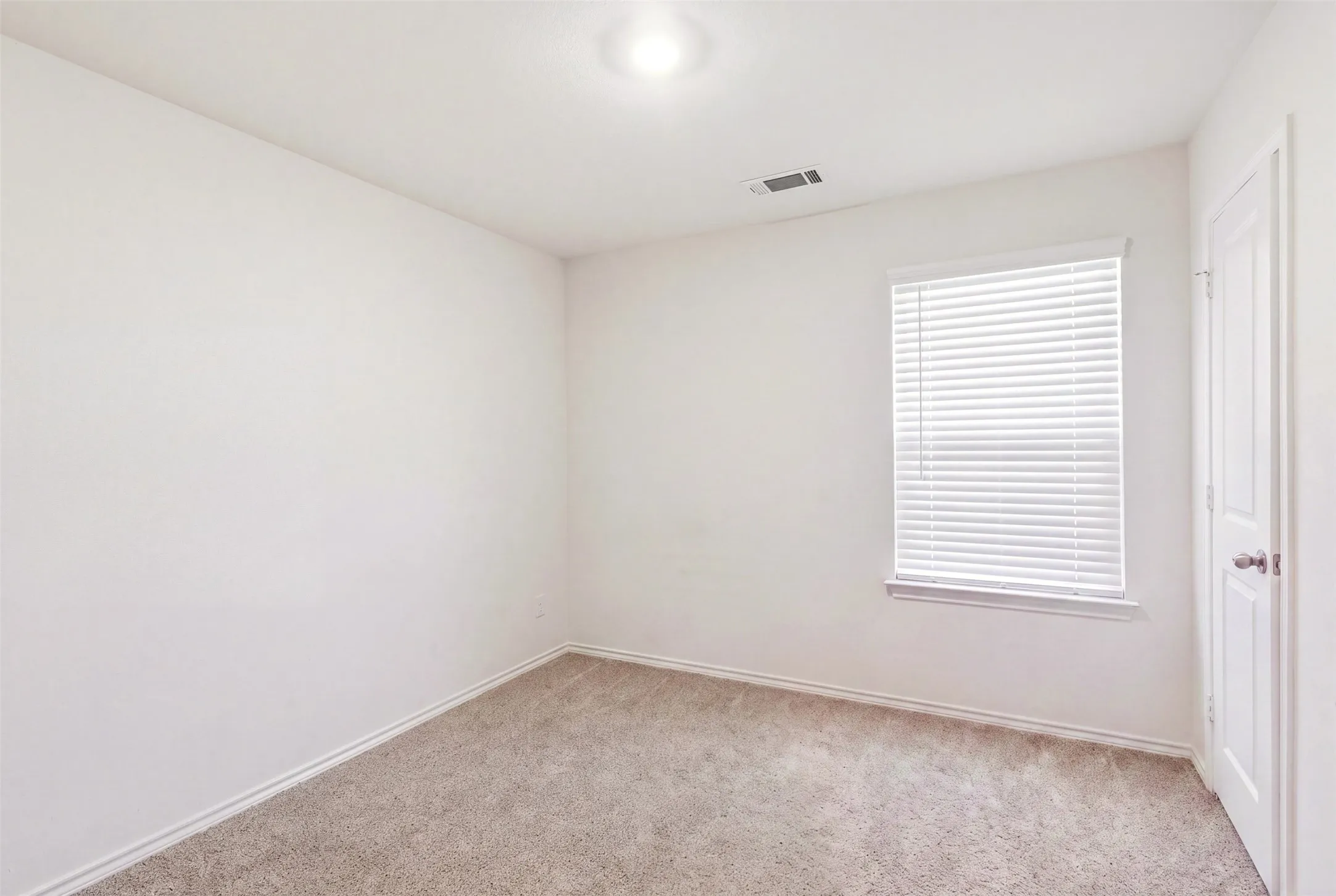Single Family Residence For Rent in Kaufman County , 1302 Olivewood Place, Crandall, Texas 75114, 3 Bedroom, 2 Bathroom, 2 Garage spaces, 1,350 Sqft, built in 2024, Price $2,050, mls#21361425, Real Estate Agent in Crandall, Homes For Rent in Kaufman county, Homes For Rent in Crandall, Realtor in Crandall Texas, Real Estate Brokerage Independent Realty Texas, Luminita Cordes Realtor
