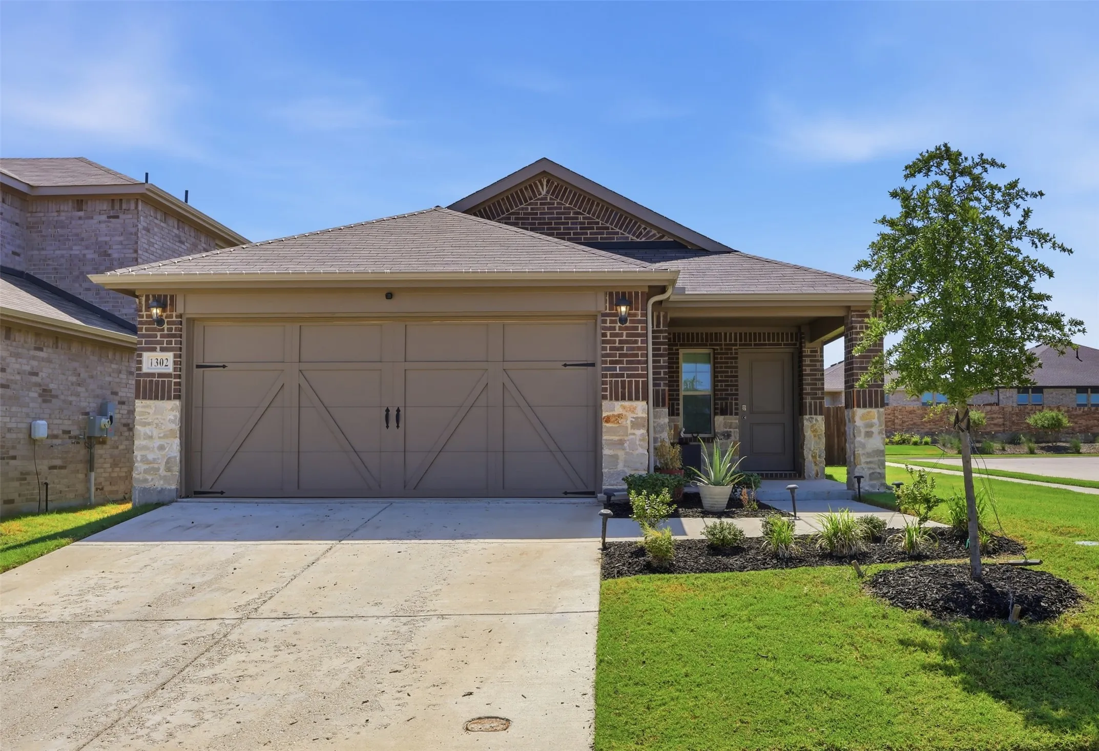 Single Family Residence For Rent in Kaufman County , 1302 Olivewood Place, Crandall, Texas 75114, 3 Bedroom, 2 Bathroom, 2 Garage spaces, 1,350 Sqft, built in 2024, Price $2,050, mls#21361425, Real Estate Agent in Crandall, Homes For Rent in Kaufman county, Homes For Rent in Crandall, Realtor in Crandall Texas, Real Estate Brokerage Independent Realty Texas, Luminita Cordes Realtor