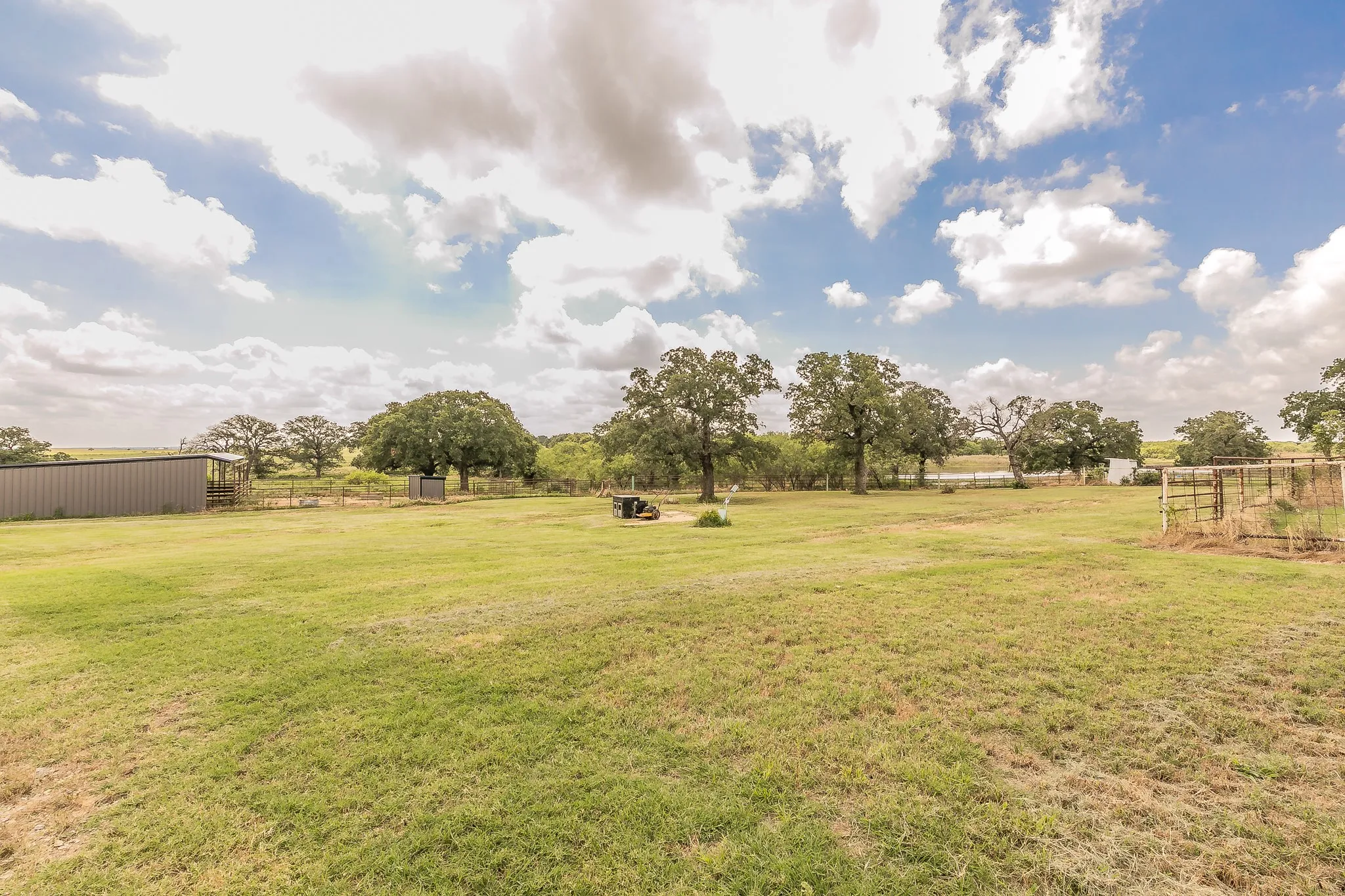 View of yard featuring a rural view