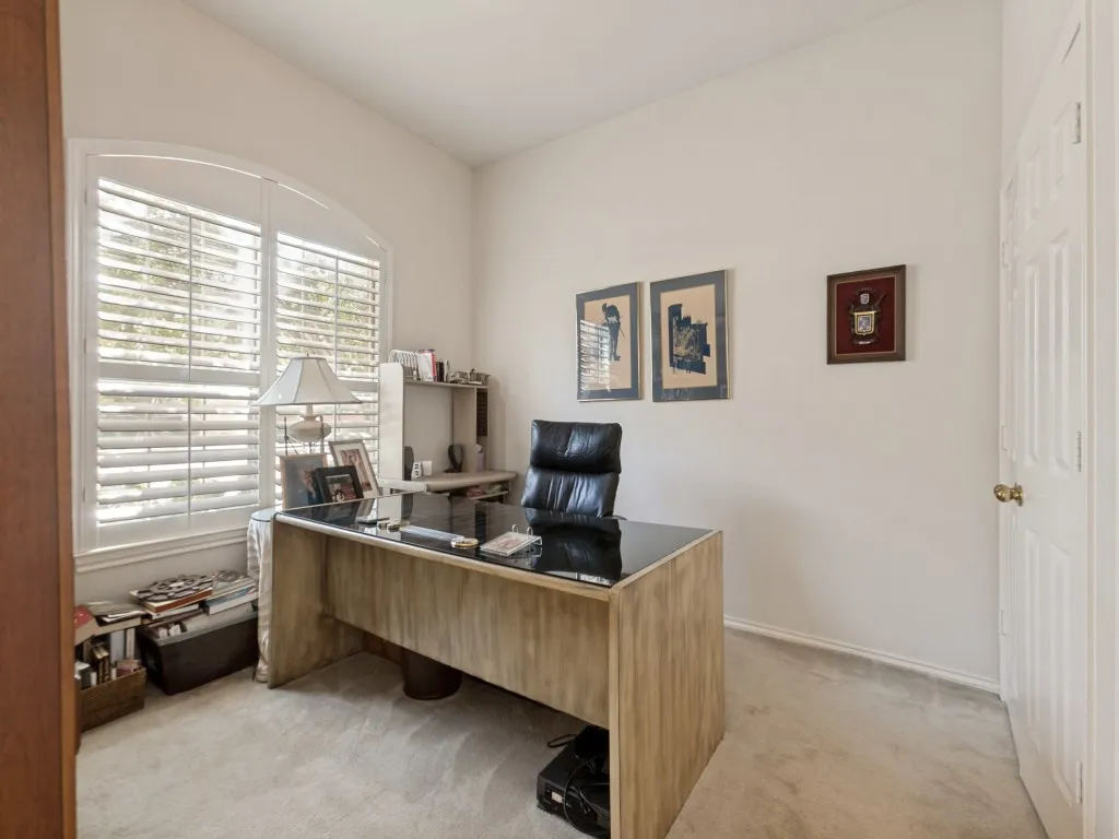 Single Family Residence For Sale in Collin County , 18407 Tettenhall Drive, Dallas, Texas 75252, 3 Bedroom, 3 Bathroom, 2 Garage spaces, 2,080 Sqft, built in 1994, mls#21360973, Real Estate Agent in Dallas, Homes For Sale in Collin county, Homes For Sale in Dallas, Realtor in Dallas Texas, Real Estate Brokerage Independent Realty Texas, Luminita Cordes Realtor