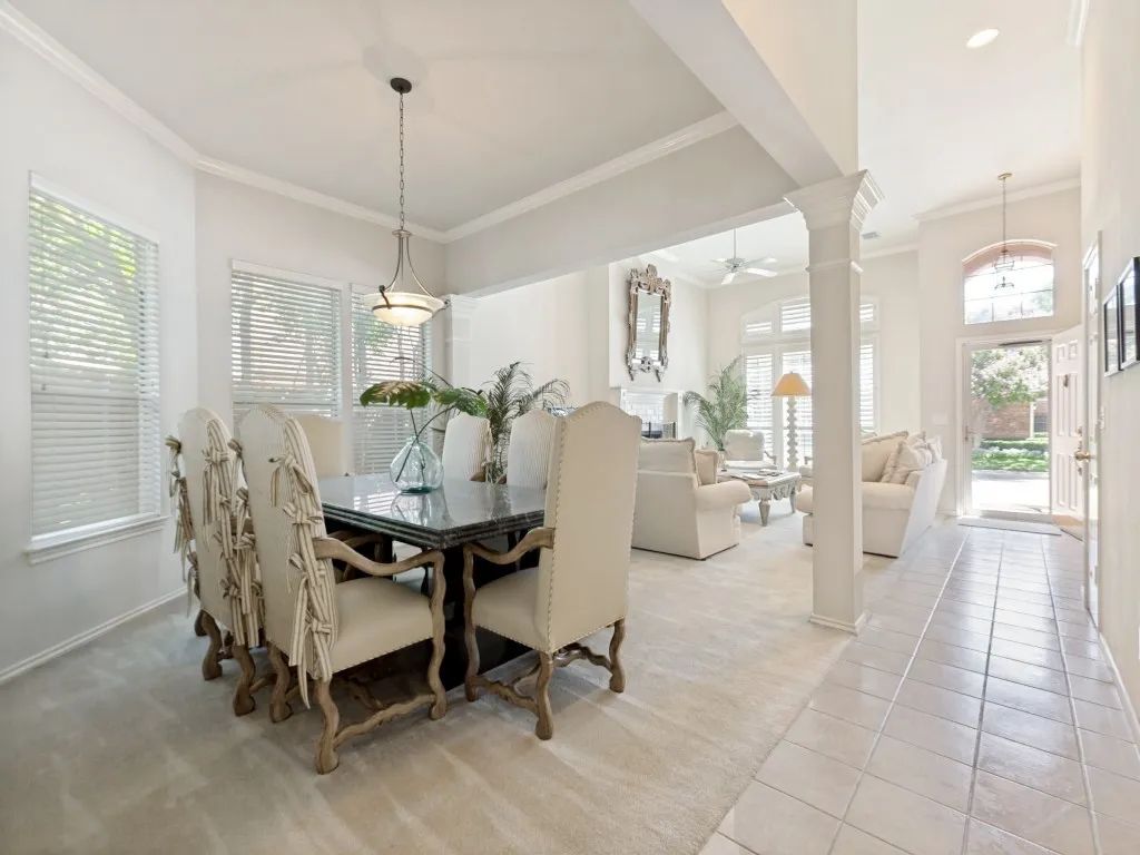 Single Family Residence For Sale in Collin County , 18407 Tettenhall Drive, Dallas, Texas 75252, 3 Bedroom, 3 Bathroom, 2 Garage spaces, 2,080 Sqft, built in 1994, mls#21360973, Real Estate Agent in Dallas, Homes For Sale in Collin county, Homes For Sale in Dallas, Realtor in Dallas Texas, Real Estate Brokerage Independent Realty Texas, Luminita Cordes Realtor
