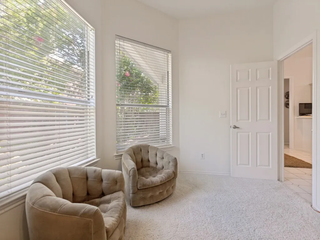 Single Family Residence For Sale in Collin County , 18407 Tettenhall Drive, Dallas, Texas 75252, 3 Bedroom, 3 Bathroom, 2 Garage spaces, 2,080 Sqft, built in 1994, mls#21360973, Real Estate Agent in Dallas, Homes For Sale in Collin county, Homes For Sale in Dallas, Realtor in Dallas Texas, Real Estate Brokerage Independent Realty Texas, Luminita Cordes Realtor