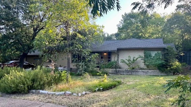 Single Family Residence For Sale