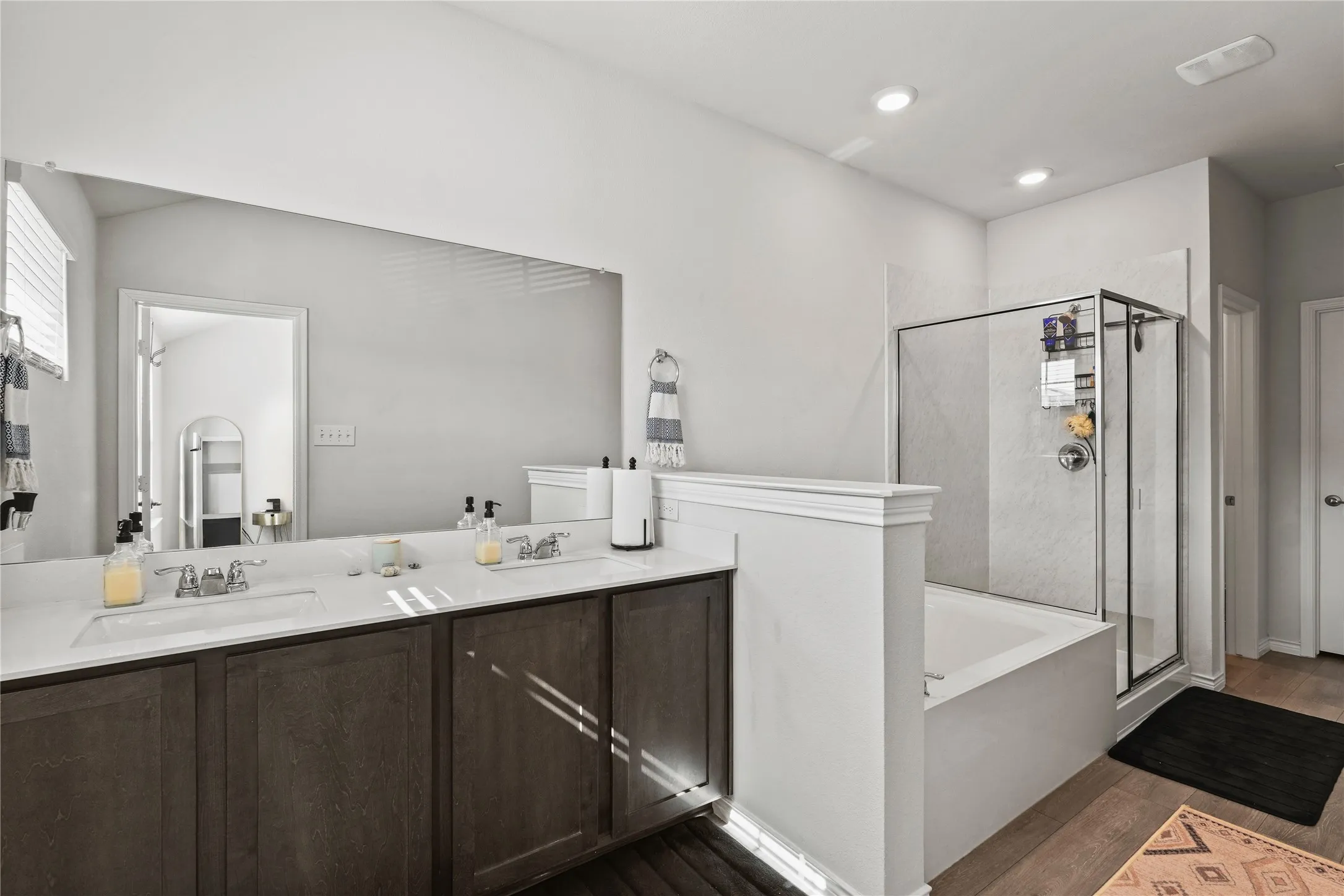 Townhouse For Rent in Dallas County , 2017 Amarillo Place, Mesquite, Texas 75149, 3 Bedroom, 3 Bathroom, 2 Garage spaces, 1,711 Sqft, built in 2021, Price $2,500, mls#21359788, Real Estate Agent in Mesquite, Homes For Rent in Dallas county, Homes For Rent in Mesquite, Realtor in Mesquite Texas, Real Estate Brokerage Independent Realty Texas, Luminita Cordes Realtor