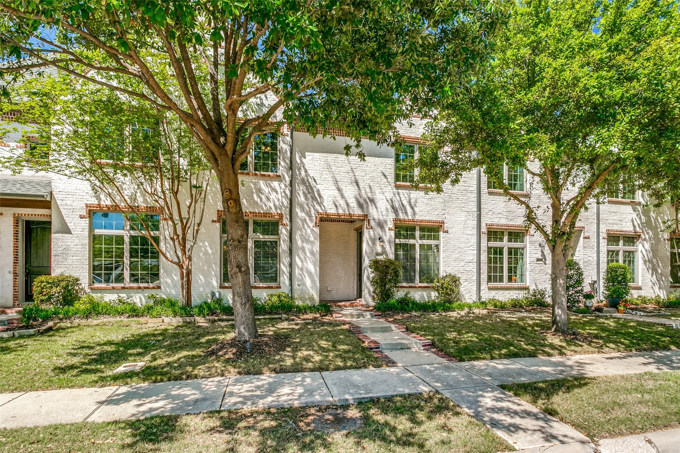 Townhouse For Rent in Denton County , 809 Milton Way, Coppell, Texas 75019, 3 Bedroom, 3 Bathroom, 2 Garage spaces, 2,026 Sqft, built in 2012, mls#21361547, Real Estate Agent in Coppell, Homes For Rent in Denton county, Homes For Rent in Coppell, Realtor in Coppell Texas, Real Estate Brokerage Independent Realty Texas, Luminita Cordes Realtor