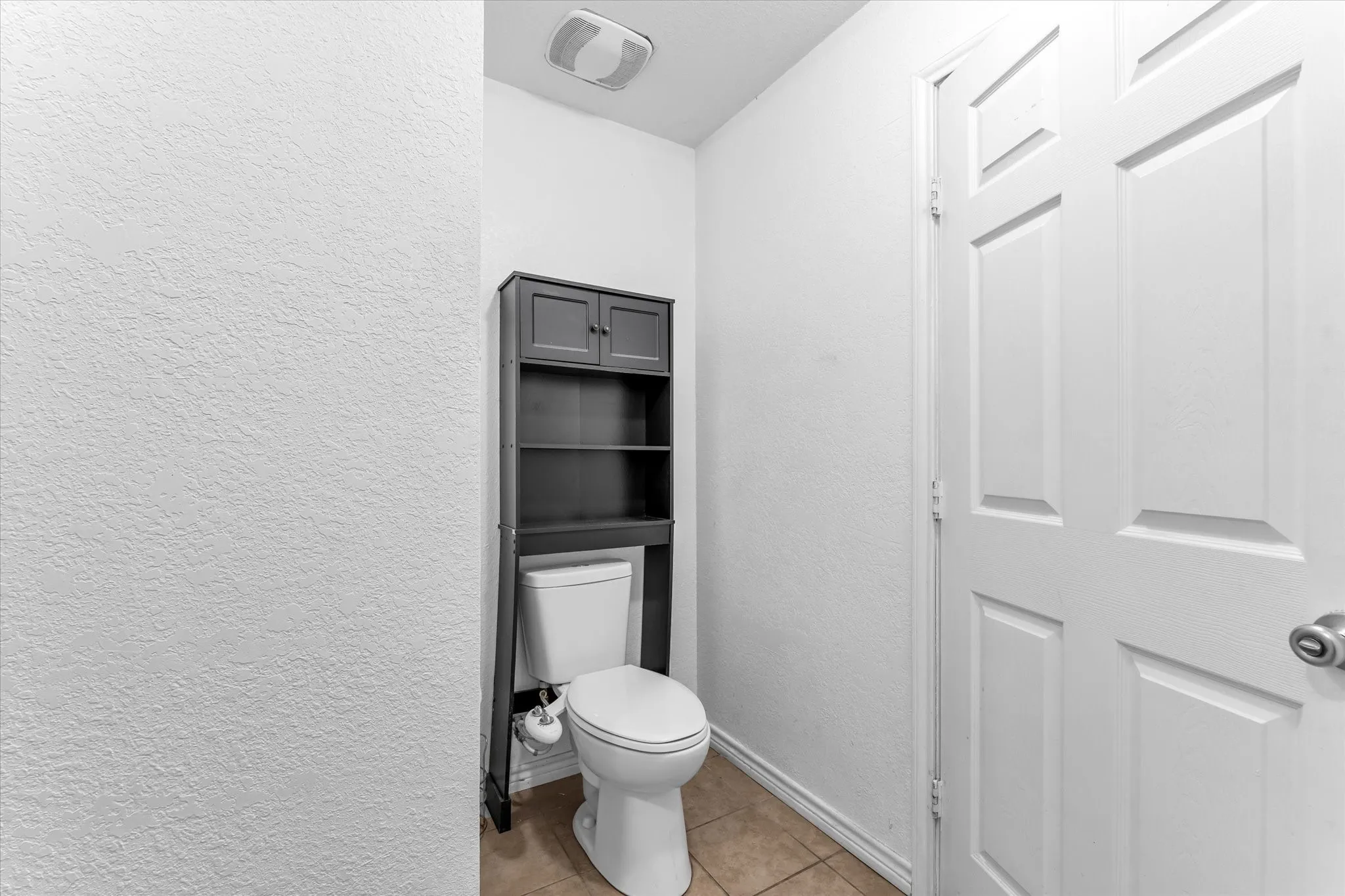 Single Family Residence For Sale in Limestone County , 101 S Archer Street, Groesbeck, Texas 76642, 3 Bedroom, 2 Bathroom, Garage spaces, 3,256 Sqft, built in 1983, mls#21360232, Real Estate Agent in Groesbeck, Homes For Sale in Limestone county, Homes For Sale in Groesbeck, Realtor in Groesbeck Texas, Real Estate Brokerage Independent Realty Texas, Luminita Cordes Realtor