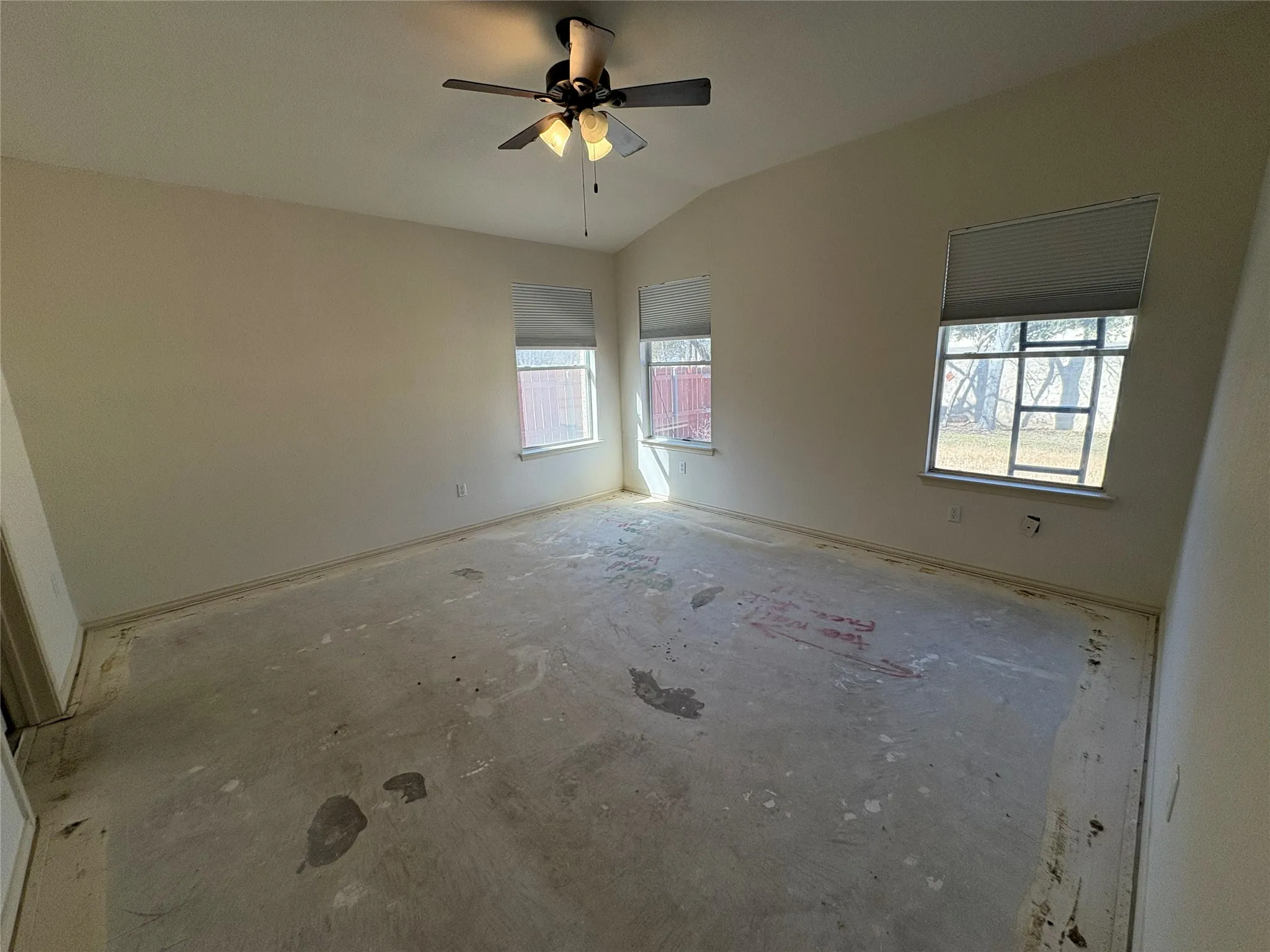 Single Family Residence For Sale in Williamson County , 1440 Thibodeaux Drive, Round Rock, Texas 78664, 3 Bedroom, 2 Bathroom, 2 Garage spaces, 1,622 Sqft, built in 1999, mls#21361504, Real Estate Agent in Round Rock, Homes For Sale in Williamson county, Homes For Sale in Round Rock, Realtor in Round Rock Texas, Real Estate Brokerage Independent Realty Texas, Luminita Cordes Realtor