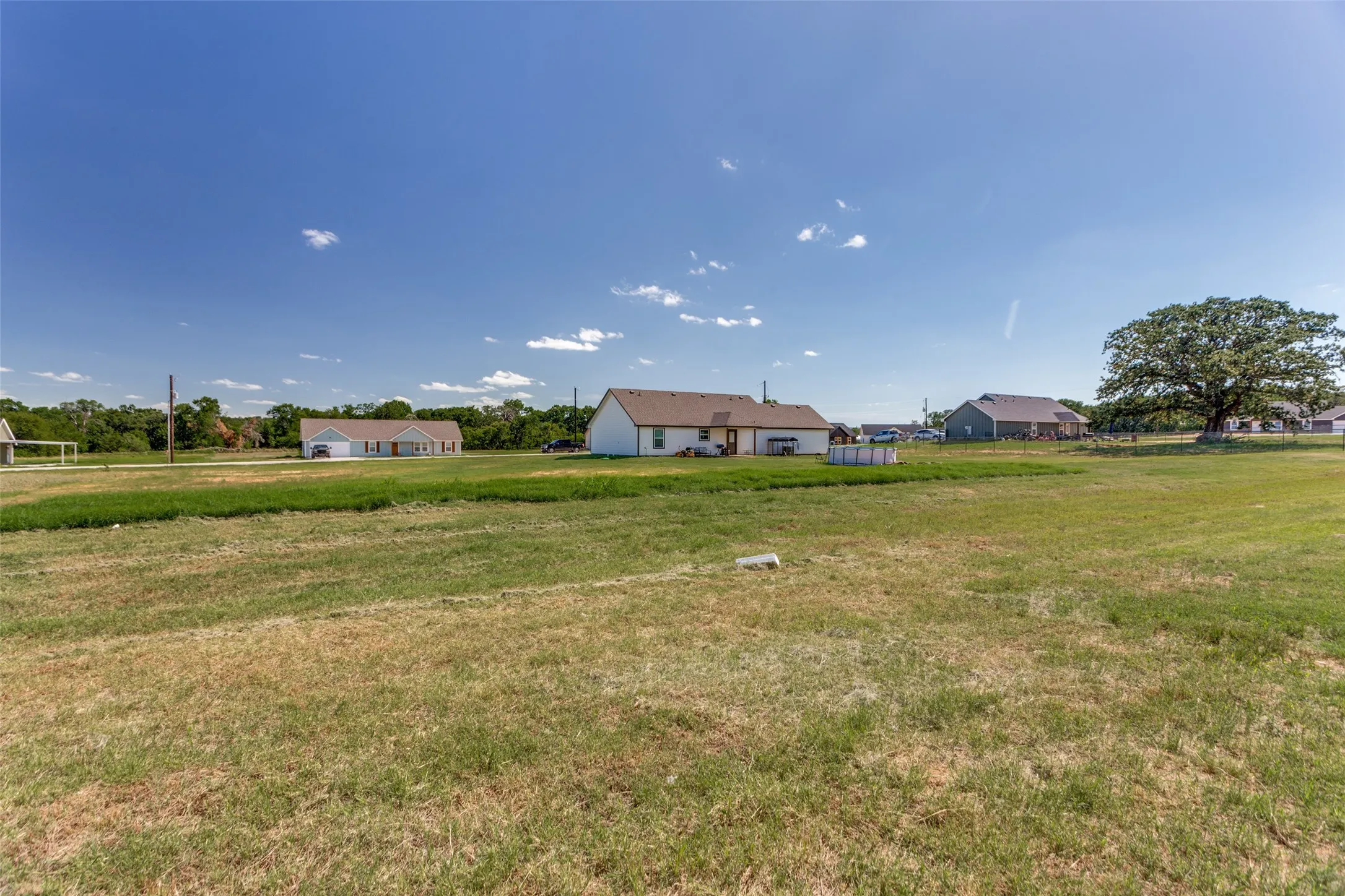 Single Family Residence For Sale in Parker County , 205 Altom Road, Springtown, Texas 76082, 3 Bedroom, 2 Bathroom, 2 Garage spaces, 1,311 Sqft, built in 2026, mls#21361377, Real Estate Agent in Springtown, Homes For Sale in Parker county, Homes For Sale in Springtown, Realtor in Springtown Texas, Real Estate Brokerage Independent Realty Texas, Luminita Cordes Realtor