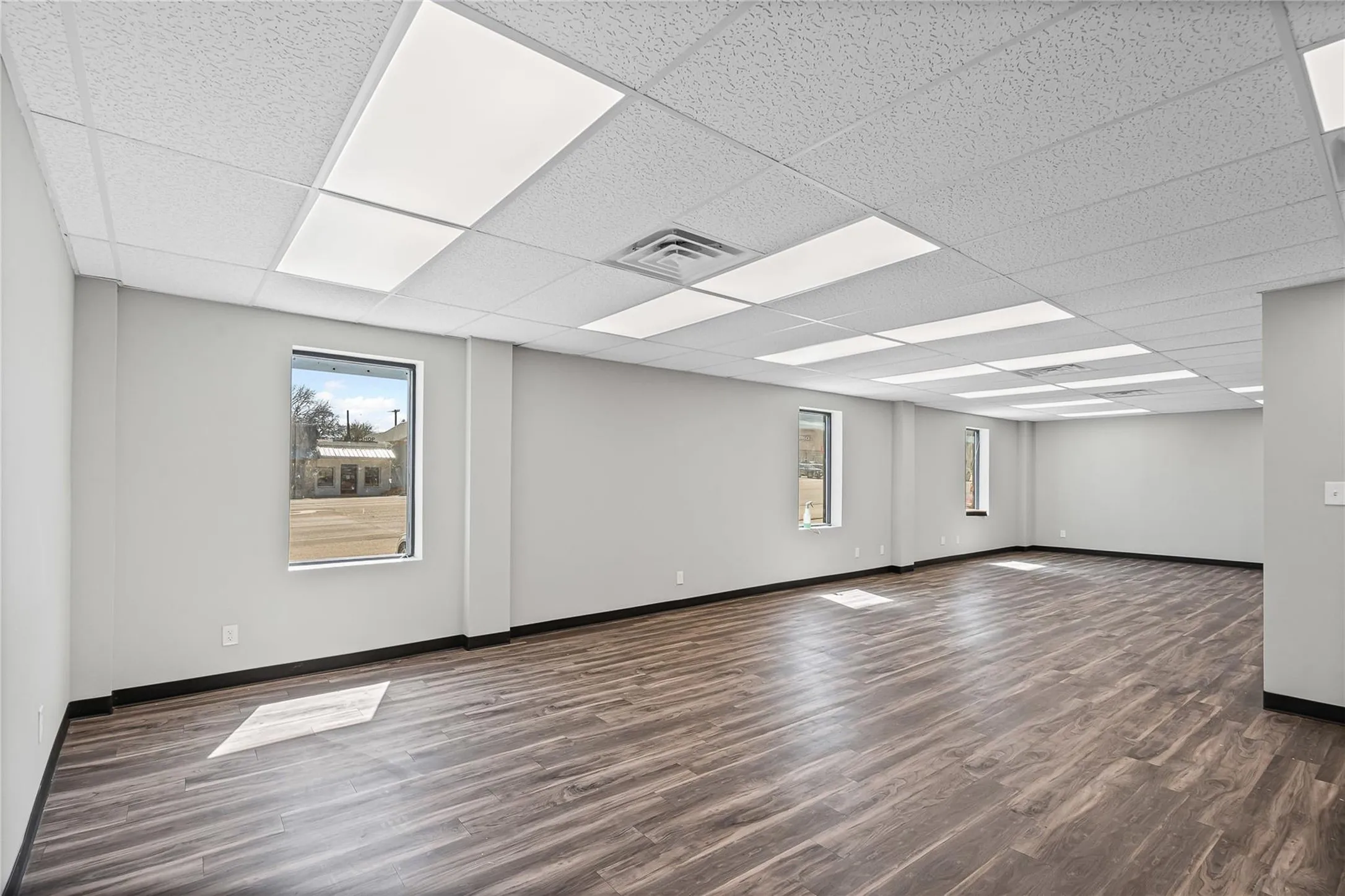 Office For Rent in Wise County , 117 W Rock Island Avenue, Boyd, Texas 76023, 0, 0, Garage spaces, 0 Sqft, built in 1993, Price $1, mls#21355235, Real Estate Agent in Boyd, Homes For Rent in Wise county, Homes For Rent in Boyd, Realtor in Boyd Texas, Real Estate Brokerage Independent Realty Texas, Luminita Cordes Realtor