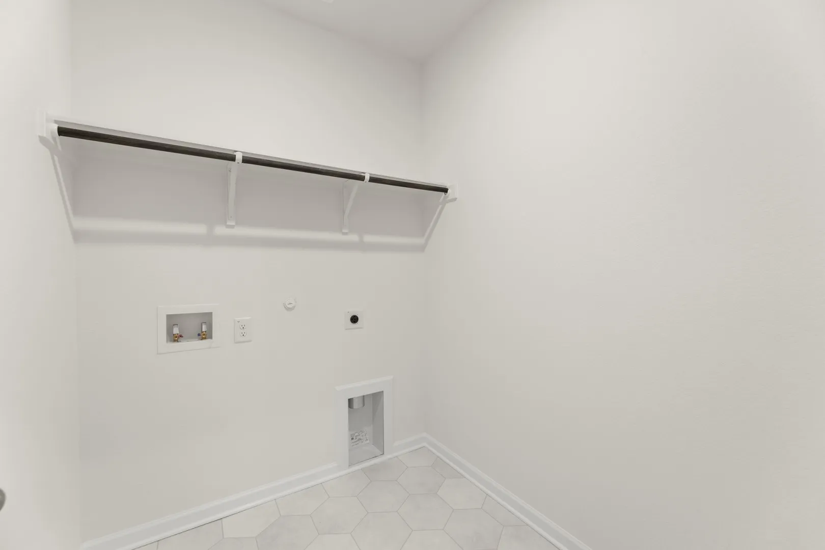Single Family Residence For Sale in Hunt County , 3809 Buckhead Drive, Caddo Mills, Texas 75135, 3 Bedroom, 2 Bathroom, 2 Garage spaces, 1,701 Sqft, built in 2026, mls#21361571, Real Estate Agent in Caddo Mills, Homes For Sale in Hunt county, Homes For Sale in Caddo Mills, Realtor in Caddo Mills Texas, Real Estate Brokerage Independent Realty Texas, Luminita Cordes Realtor