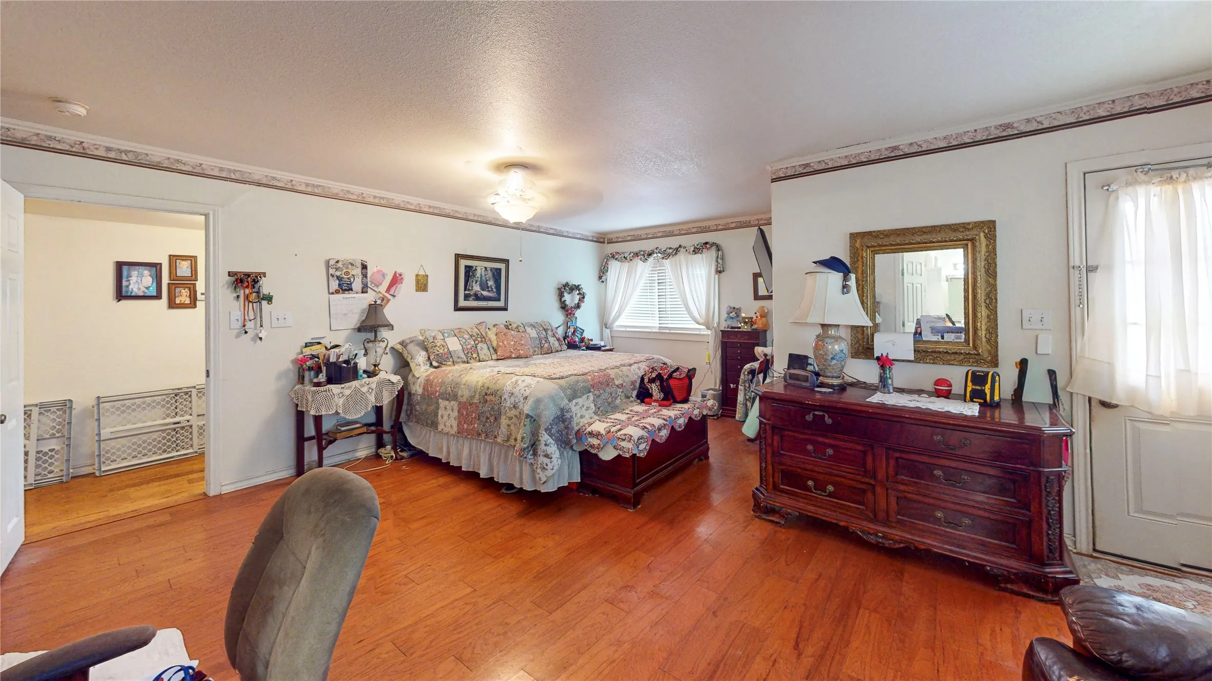 Single Family Residence For Sale in Mc Culloch County , 2077 CR 414 CR 414, Rochelle, Texas 76872, 4 Bedroom, 3 Bathroom, 1 Garage spaces, 2,645 Sqft, built in 1995, Price $375,000, mls#21360030, Real Estate Agent in Rochelle, Homes For Sale in Mc Culloch county, Homes For Sale in Rochelle, Realtor in Rochelle Texas, Real Estate Brokerage Independent Realty Texas, Luminita Cordes Realtor