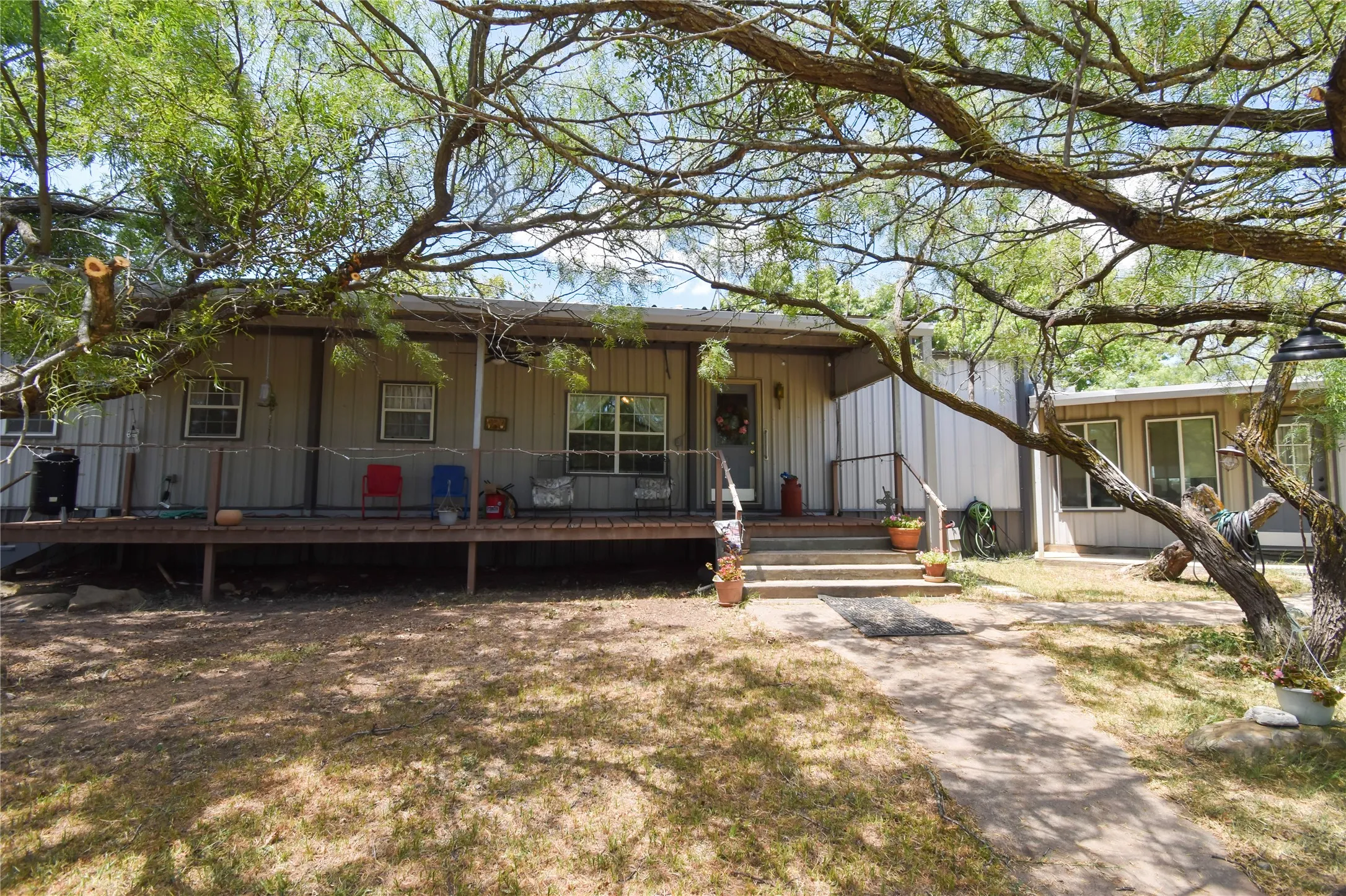 Single Family Residence For Sale in Mc Culloch County , 2077 CR 414 CR 414, Rochelle, Texas 76872, 4 Bedroom, 3 Bathroom, 1 Garage spaces, 2,645 Sqft, built in 1995, Price $375,000, mls#21360030, Real Estate Agent in Rochelle, Homes For Sale in Mc Culloch county, Homes For Sale in Rochelle, Realtor in Rochelle Texas, Real Estate Brokerage Independent Realty Texas, Luminita Cordes Realtor