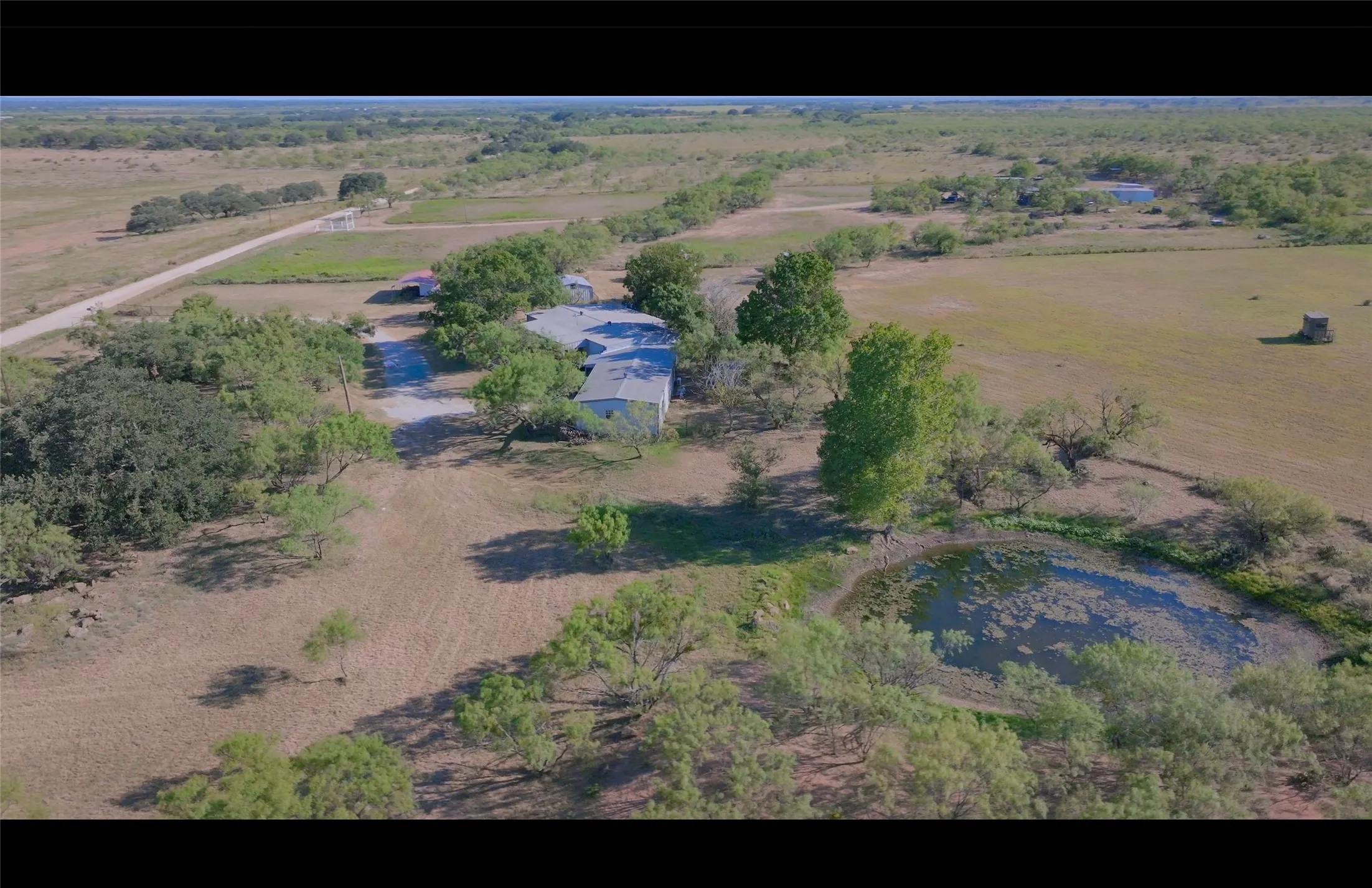 Single Family Residence For Sale in Mc Culloch County , 2077 CR 414 CR 414, Rochelle, Texas 76872, 4 Bedroom, 3 Bathroom, 1 Garage spaces, 2,645 Sqft, built in 1995, Price $375,000, mls#21360030, Real Estate Agent in Rochelle, Homes For Sale in Mc Culloch county, Homes For Sale in Rochelle, Realtor in Rochelle Texas, Real Estate Brokerage Independent Realty Texas, Luminita Cordes Realtor