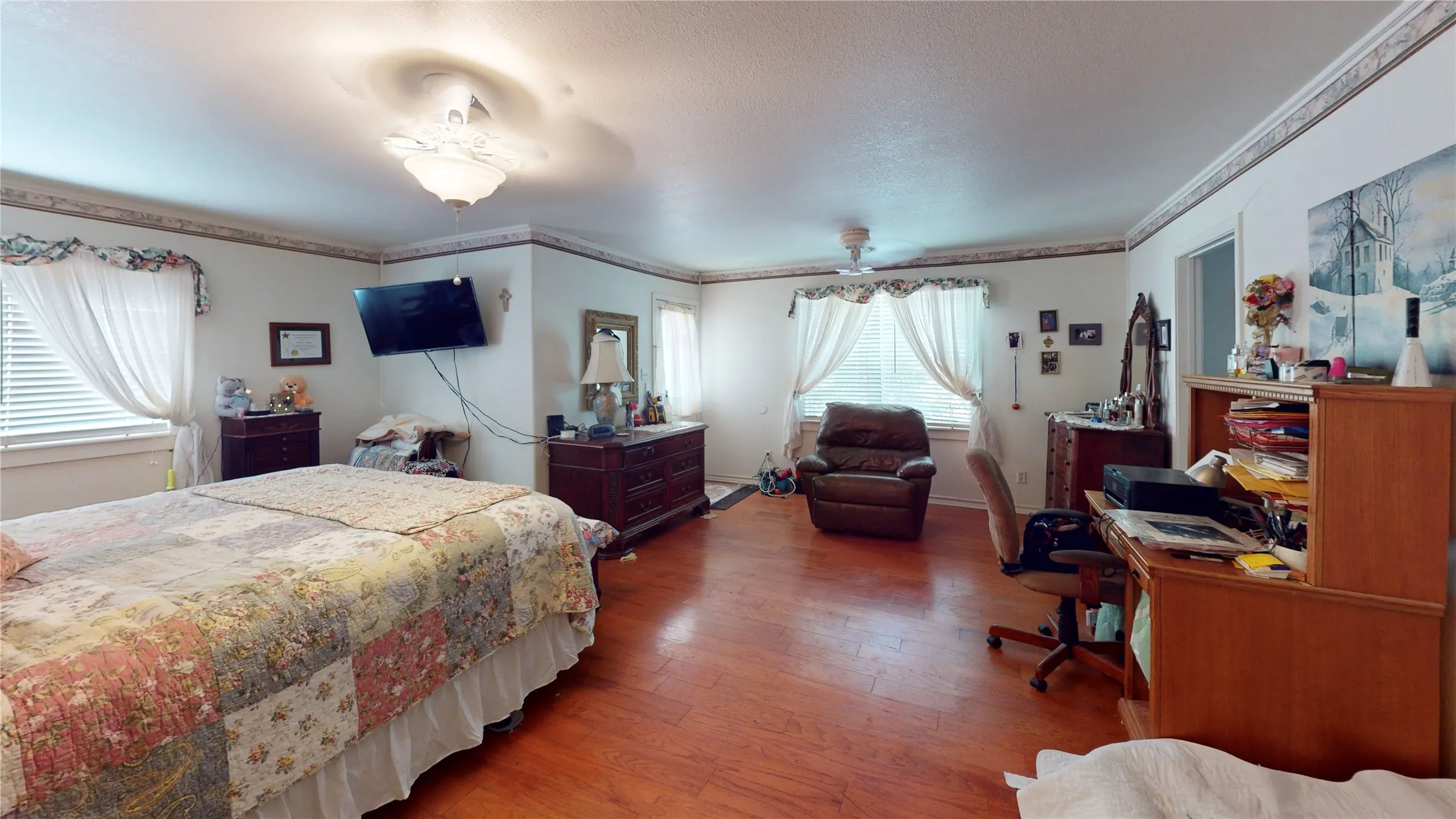 Single Family Residence For Sale in Mc Culloch County , 2077 CR 414 CR 414, Rochelle, Texas 76872, 4 Bedroom, 3 Bathroom, 1 Garage spaces, 2,645 Sqft, built in 1995, Price $375,000, mls#21360030, Real Estate Agent in Rochelle, Homes For Sale in Mc Culloch county, Homes For Sale in Rochelle, Realtor in Rochelle Texas, Real Estate Brokerage Independent Realty Texas, Luminita Cordes Realtor