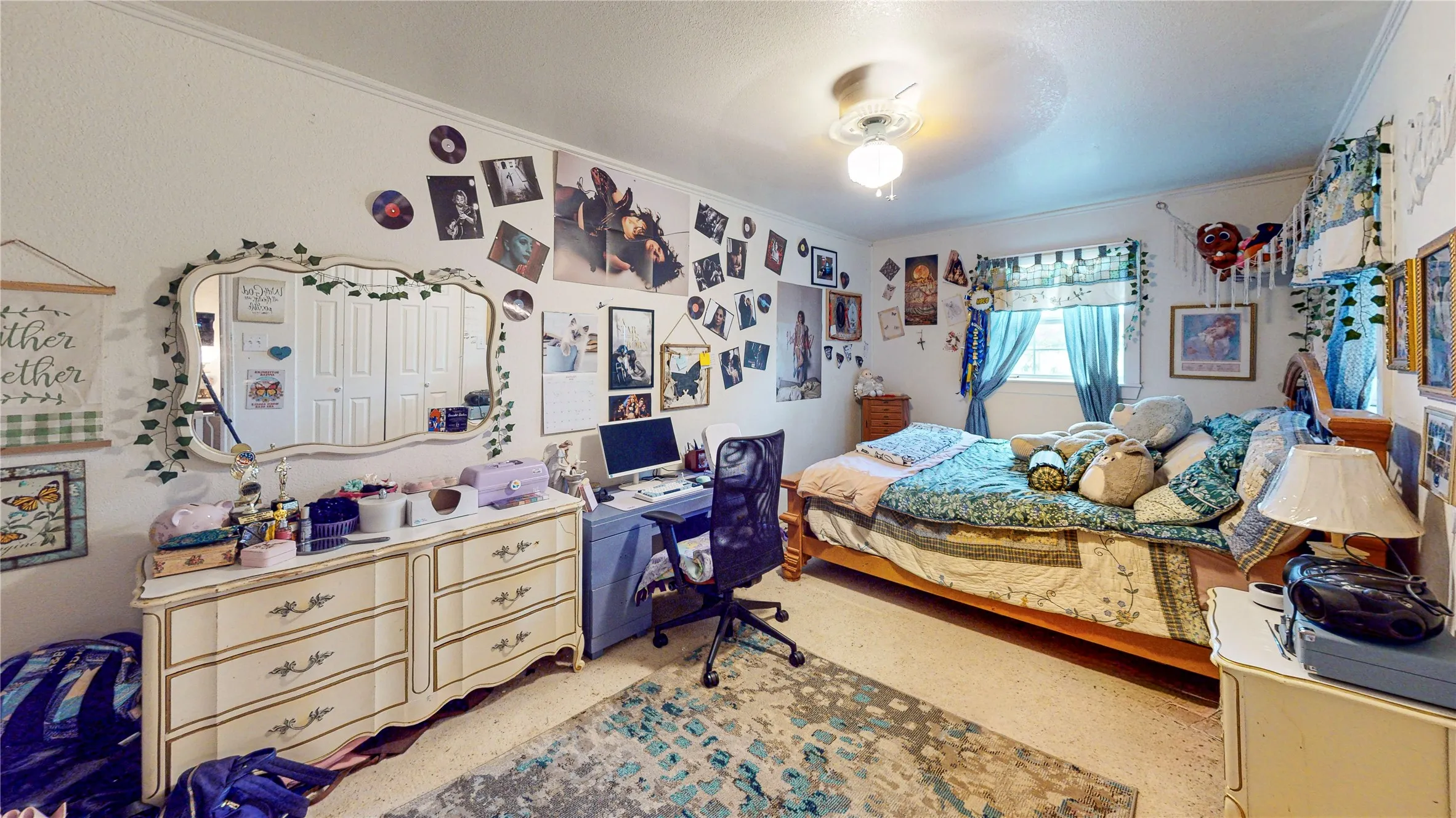 Single Family Residence For Sale in Mc Culloch County , 2077 CR 414 CR 414, Rochelle, Texas 76872, 4 Bedroom, 3 Bathroom, 1 Garage spaces, 2,645 Sqft, built in 1995, Price $375,000, mls#21360030, Real Estate Agent in Rochelle, Homes For Sale in Mc Culloch county, Homes For Sale in Rochelle, Realtor in Rochelle Texas, Real Estate Brokerage Independent Realty Texas, Luminita Cordes Realtor