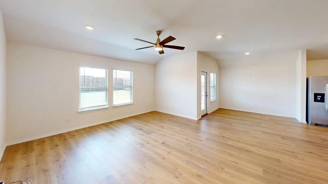 Single Family Residence For Rent in Collin County , 6534 Whitecap Drive, Princeton, Texas 75407, 4 Bedroom, 2 Bathroom, 2 Garage spaces, 1,784 Sqft, built in 2023, mls#21361601, Real Estate Agent in Princeton, Homes For Rent in Collin county, Homes For Rent in Princeton, Realtor in Princeton Texas, Real Estate Brokerage Independent Realty Texas, Luminita Cordes Realtor