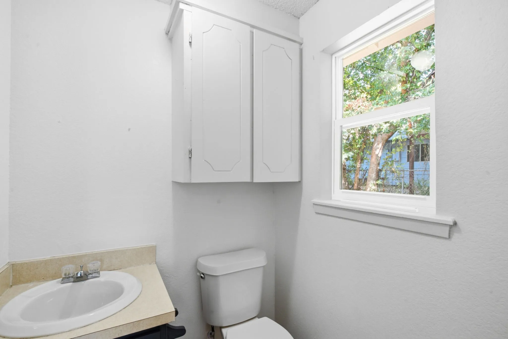 Single Family Residence For Sale in Parker County , 905 N Rusk Street, Weatherford, Texas 76086, 3 Bedroom, 2 Bathroom, Garage spaces, 1,076 Sqft, built in 0, mls#21360732, Real Estate Agent in Weatherford, Homes For Sale in Parker county, Homes For Sale in Weatherford, Realtor in Weatherford Texas, Real Estate Brokerage Independent Realty Texas, Luminita Cordes Realtor