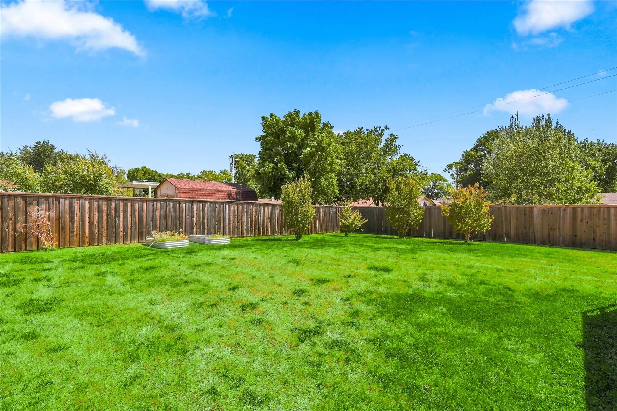 Single Family Residence For Sale in Denton County , 208 Diane Drive, Sanger, Texas 76266, 3 Bedroom, 4 Bathroom, Garage spaces, 2,042 Sqft, built in 1983, mls#21361494, Real Estate Agent in Sanger, Homes For Sale in Denton county, Homes For Sale in Sanger, Realtor in Sanger Texas, Real Estate Brokerage Independent Realty Texas, Luminita Cordes Realtor