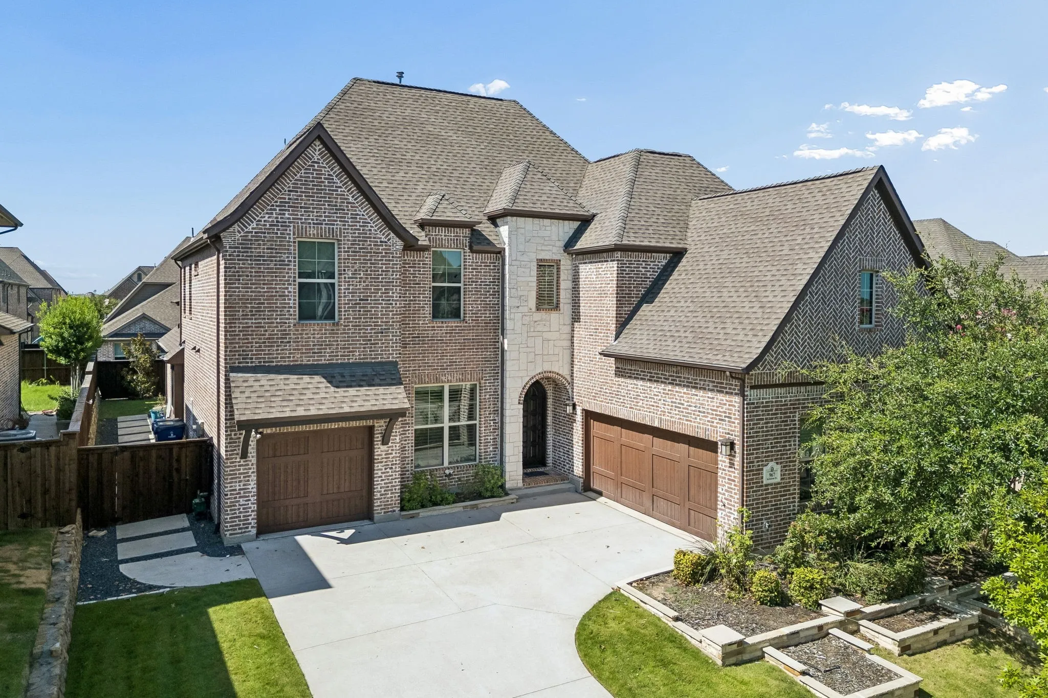 Single Family Residence For Sale in Denton County , 967 Kettledrum Drive, Frisco, Texas 75036, 5 Bedroom, 6 Bathroom, 3 Garage spaces, 4,084 Sqft, built in 2015, mls#21361563, Real Estate Agent in Frisco, Homes For Sale in Denton county, Homes For Sale in Frisco, Realtor in Frisco Texas, Real Estate Brokerage Independent Realty Texas, Luminita Cordes Realtor