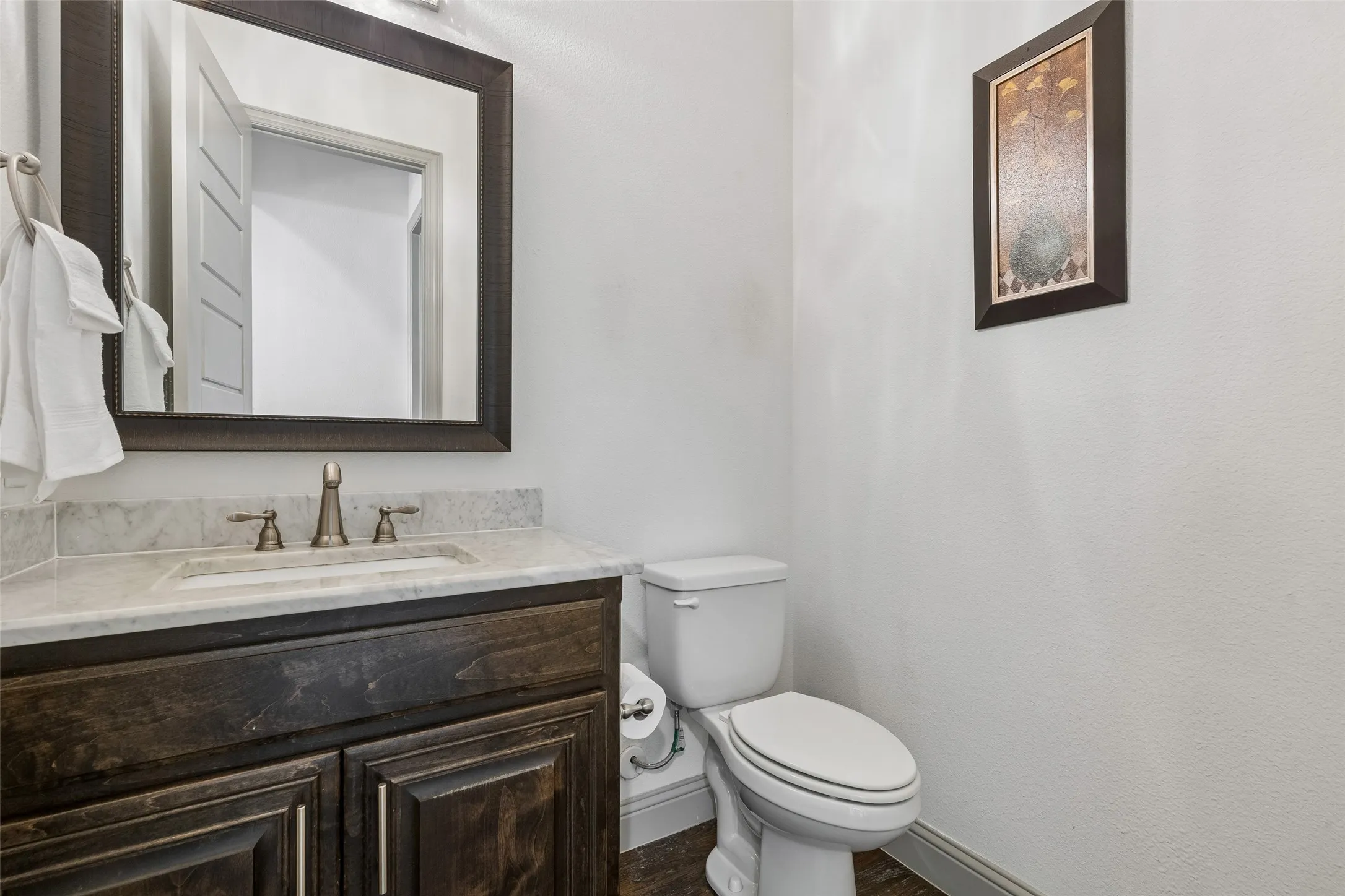 Single Family Residence For Sale in Denton County , 967 Kettledrum Drive, Frisco, Texas 75036, 5 Bedroom, 6 Bathroom, 3 Garage spaces, 4,084 Sqft, built in 2015, mls#21361563, Real Estate Agent in Frisco, Homes For Sale in Denton county, Homes For Sale in Frisco, Realtor in Frisco Texas, Real Estate Brokerage Independent Realty Texas, Luminita Cordes Realtor