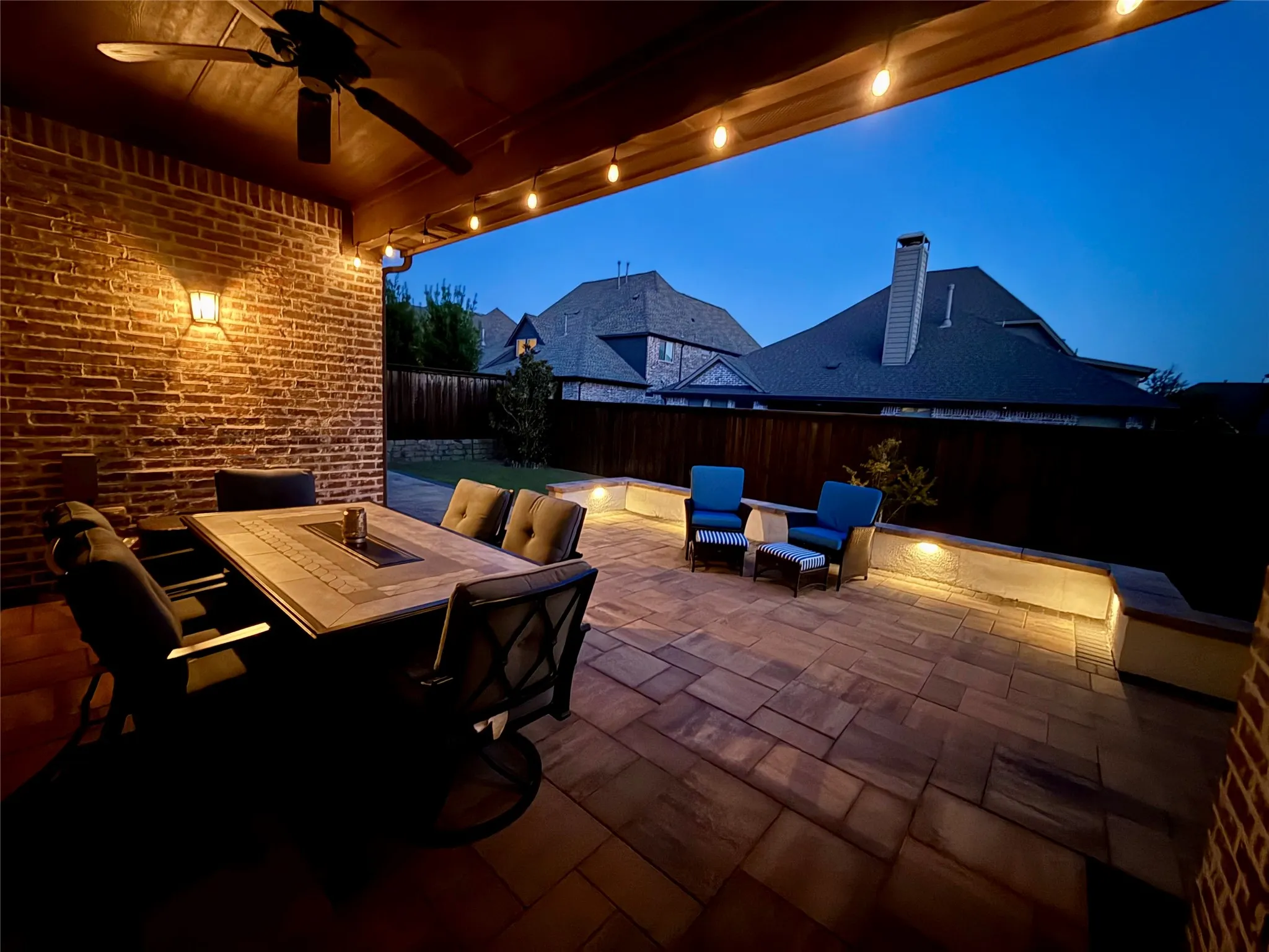 Single Family Residence For Sale in Denton County , 967 Kettledrum Drive, Frisco, Texas 75036, 5 Bedroom, 6 Bathroom, 3 Garage spaces, 4,084 Sqft, built in 2015, mls#21361563, Real Estate Agent in Frisco, Homes For Sale in Denton county, Homes For Sale in Frisco, Realtor in Frisco Texas, Real Estate Brokerage Independent Realty Texas, Luminita Cordes Realtor