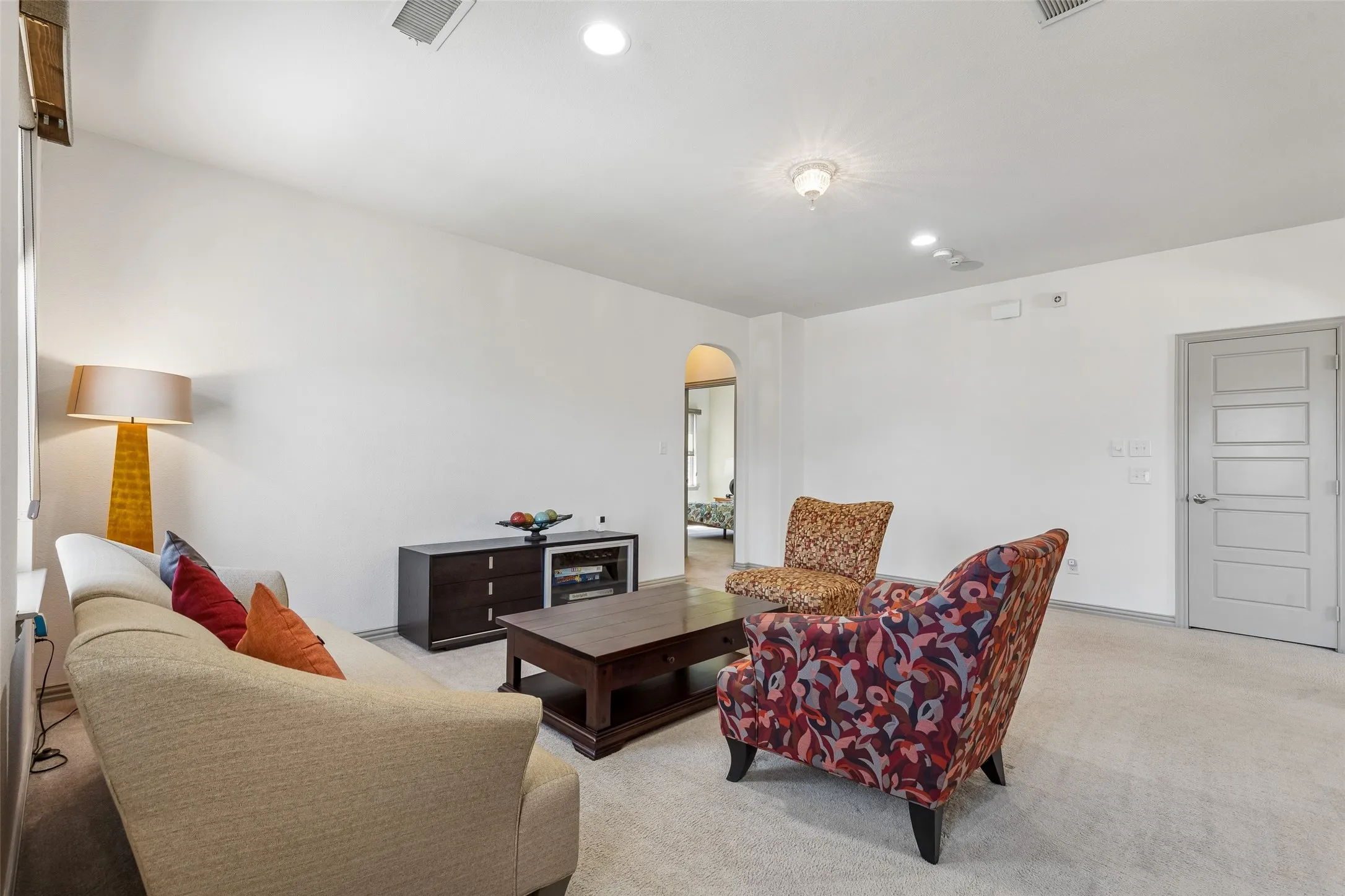 Single Family Residence For Sale in Denton County , 967 Kettledrum Drive, Frisco, Texas 75036, 5 Bedroom, 6 Bathroom, 3 Garage spaces, 4,084 Sqft, built in 2015, mls#21361563, Real Estate Agent in Frisco, Homes For Sale in Denton county, Homes For Sale in Frisco, Realtor in Frisco Texas, Real Estate Brokerage Independent Realty Texas, Luminita Cordes Realtor