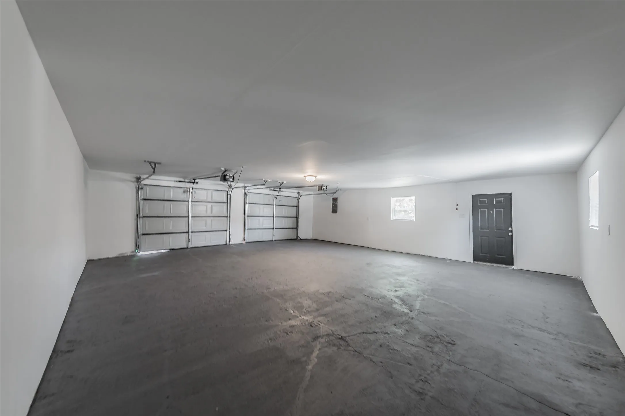 Single Family Residence For Sale in Dallas County , 1546 Oakbrook Street, Lancaster, Texas 75134, 4 Bedroom, 2 Bathroom, 2 Garage spaces, 1,557 Sqft, built in 1972, mls#21361380, Real Estate Agent in Lancaster, Homes For Sale in Dallas county, Homes For Sale in Lancaster, Realtor in Lancaster Texas, Real Estate Brokerage Independent Realty Texas, Luminita Cordes Realtor