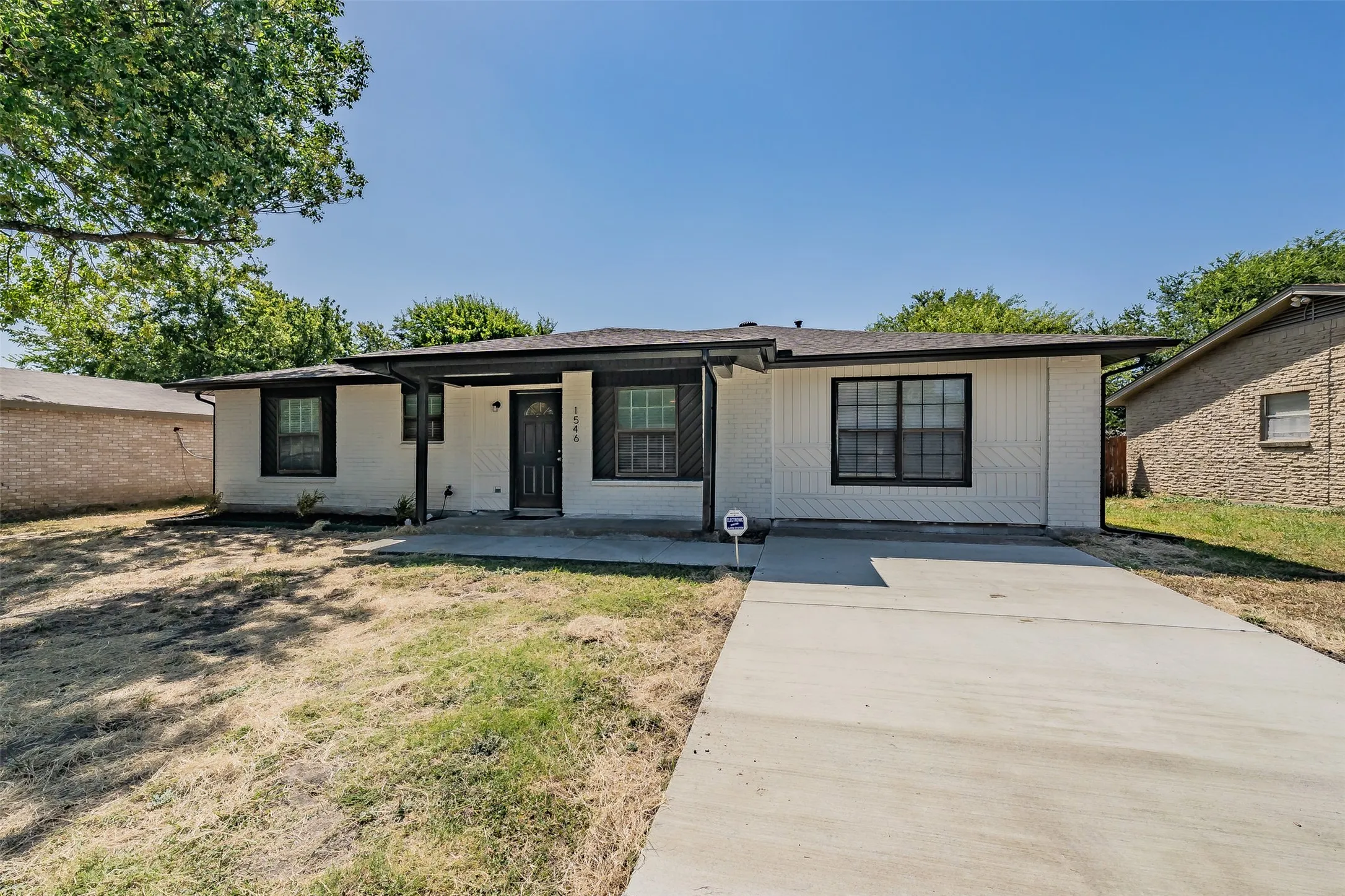 Single Family Residence For Sale in Dallas County , 1546 Oakbrook Street, Lancaster, Texas 75134, 4 Bedroom, 2 Bathroom, 2 Garage spaces, 1,557 Sqft, built in 1972, mls#21361380, Real Estate Agent in Lancaster, Homes For Sale in Dallas county, Homes For Sale in Lancaster, Realtor in Lancaster Texas, Real Estate Brokerage Independent Realty Texas, Luminita Cordes Realtor