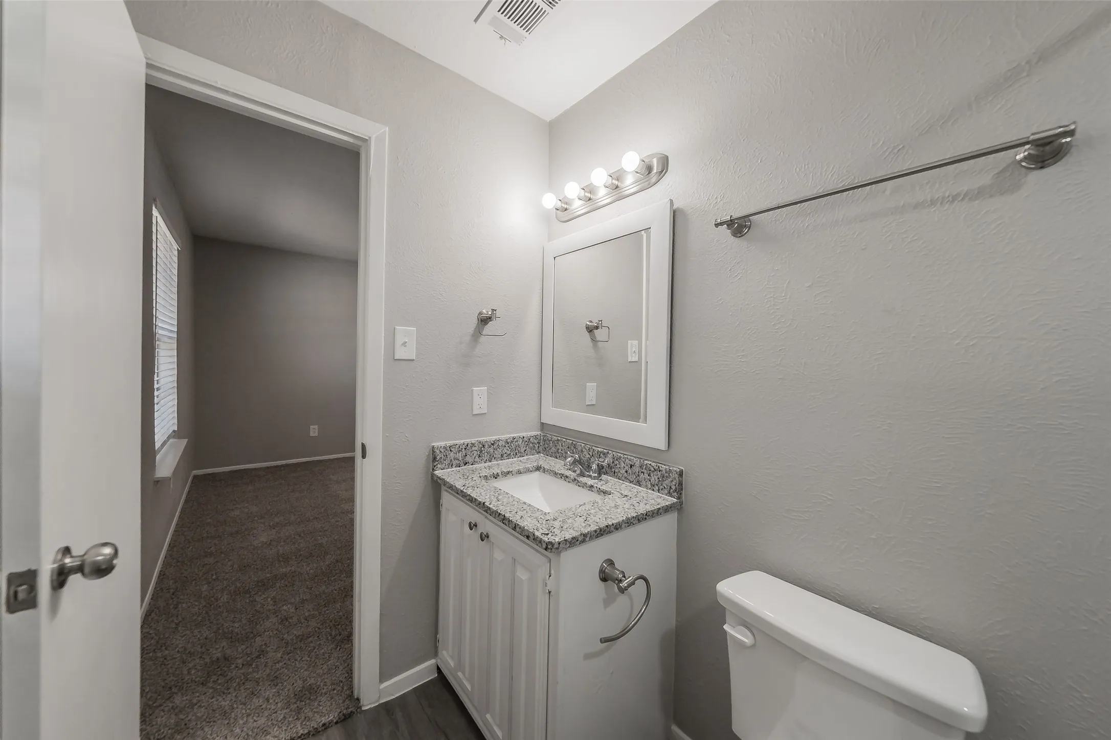 Single Family Residence For Sale in Dallas County , 1546 Oakbrook Street, Lancaster, Texas 75134, 4 Bedroom, 2 Bathroom, 2 Garage spaces, 1,557 Sqft, built in 1972, mls#21361380, Real Estate Agent in Lancaster, Homes For Sale in Dallas county, Homes For Sale in Lancaster, Realtor in Lancaster Texas, Real Estate Brokerage Independent Realty Texas, Luminita Cordes Realtor