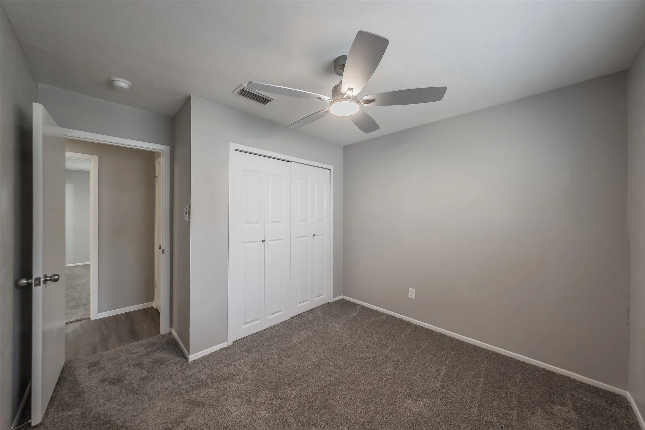 Single Family Residence For Sale in Dallas County , 1546 Oakbrook Street, Lancaster, Texas 75134, 4 Bedroom, 2 Bathroom, 2 Garage spaces, 1,557 Sqft, built in 1972, mls#21361380, Real Estate Agent in Lancaster, Homes For Sale in Dallas county, Homes For Sale in Lancaster, Realtor in Lancaster Texas, Real Estate Brokerage Independent Realty Texas, Luminita Cordes Realtor