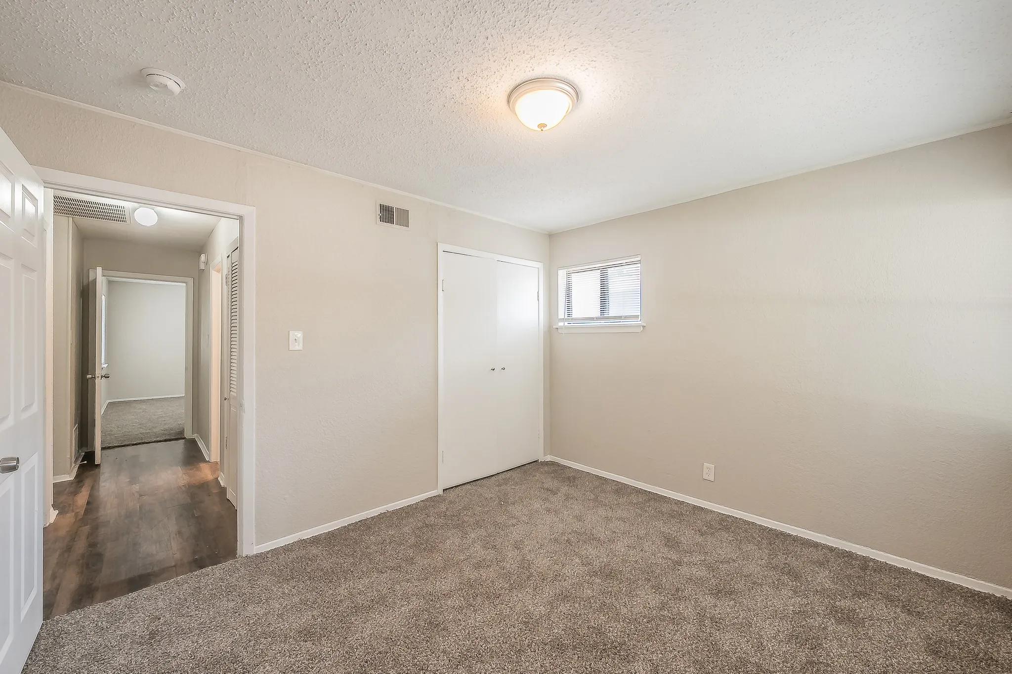 Single Family Residence For Sale in Dallas County , 728 Judy Lane, Seagoville, Texas 75159, 3 Bedroom, 2 Bathroom, 1 Garage spaces, 1,341 Sqft, built in 1955, mls#21358729, Real Estate Agent in Seagoville, Homes For Sale in Dallas county, Homes For Sale in Seagoville, Realtor in Seagoville Texas, Real Estate Brokerage Independent Realty Texas, Luminita Cordes Realtor