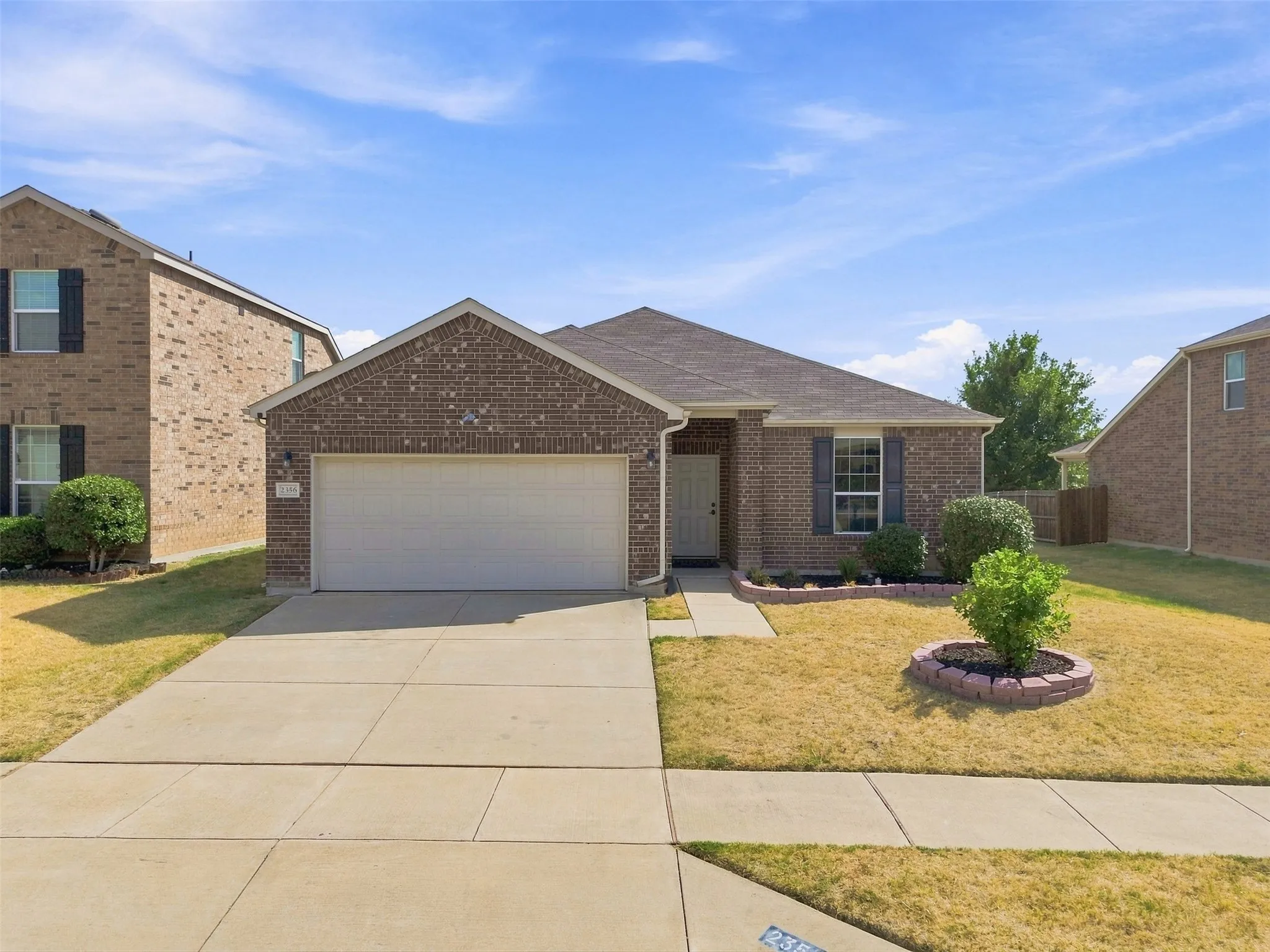 Single Family Residence For Sale in Tarrant County , 2356 Bernese Lane, Fort Worth, Texas 76131, 3 Bedroom, 2 Bathroom, 2 Garage spaces, 1,943 Sqft, built in 2018, mls#21361630, Real Estate Agent in Fort Worth, Homes For Sale in Tarrant county, Homes For Sale in Fort Worth, Realtor in Fort Worth Texas, Real Estate Brokerage Independent Realty Texas, Luminita Cordes Realtor