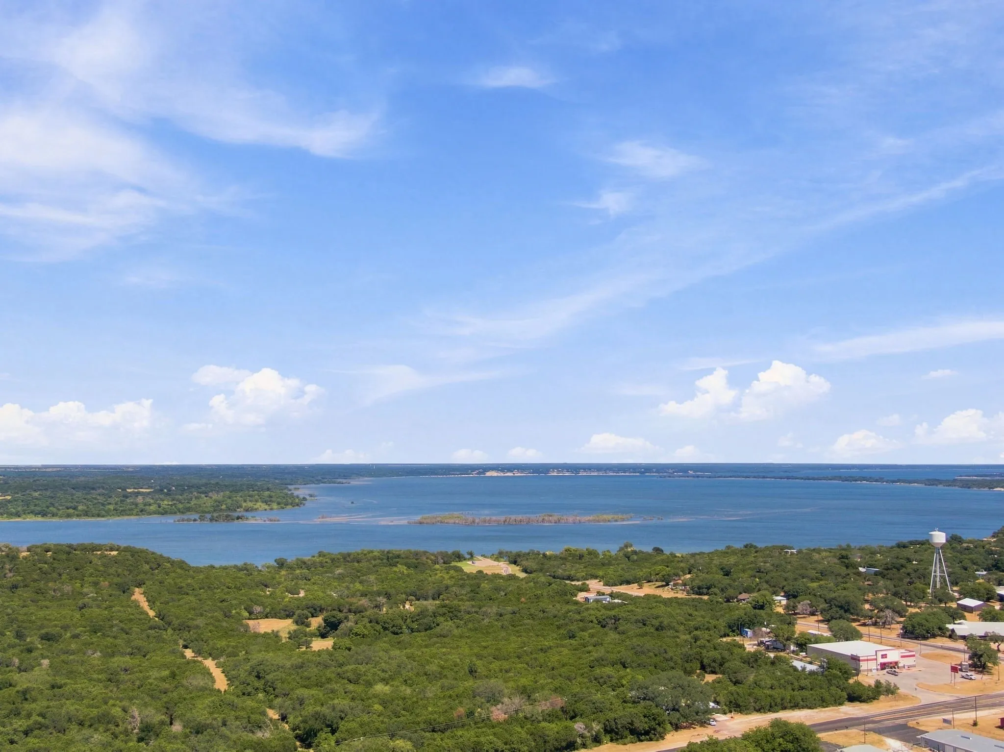 Single Family Residence For Sale in Bosque County , 322 Fm 927, Morgan, Texas 76671, 4 Bedroom, 3 Bathroom, 4 Garage spaces, 3,672 Sqft, built in 1999, mls#21360212, Real Estate Agent in Morgan, Homes For Sale in Bosque county, Homes For Sale in Morgan, Realtor in Morgan Texas, Real Estate Brokerage Independent Realty Texas, Luminita Cordes Realtor