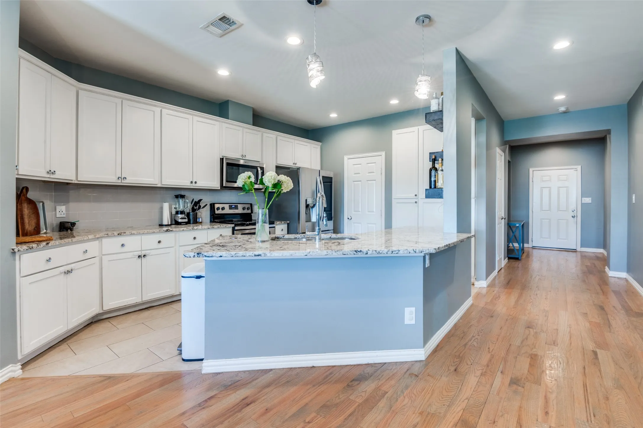 Open concept beautiful kitchen.