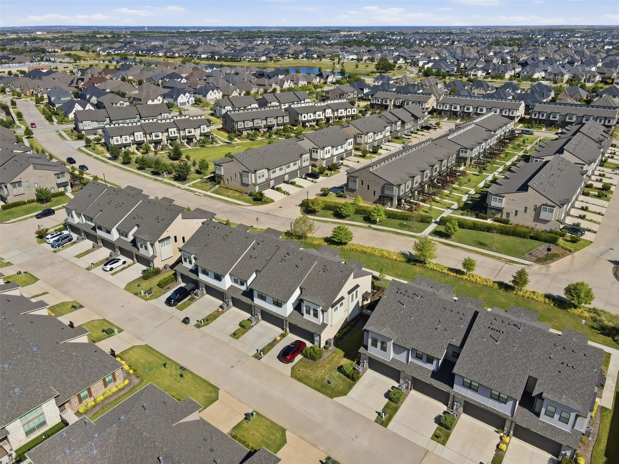 Townhouse For Sale in Denton County , 3721 Pine Leaf Lane, Prosper, Texas 75078, 2 Bedroom, 3 Bathroom, 2 Garage spaces, 1,466 Sqft, built in 2020, mls#21359041, Real Estate Agent in Prosper, Homes For Sale in Denton county, Homes For Sale in Prosper, Realtor in Prosper Texas, Real Estate Brokerage Independent Realty Texas, Luminita Cordes Realtor