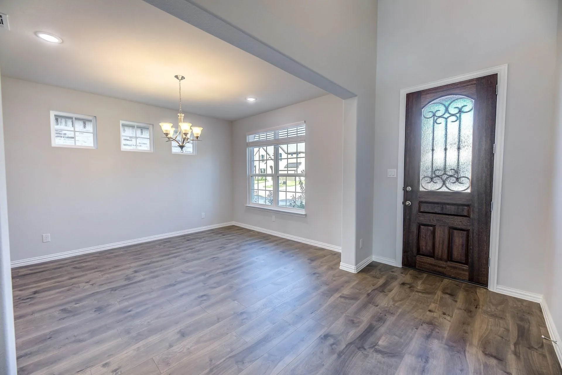 Single Family Residence For Rent in Denton County , 1012 Rosebay Drive, Justin, Texas 76247, 4 Bedroom, 3 Bathroom, 2 Garage spaces, 3,079 Sqft, built in 2022, mls#21361657, Real Estate Agent in Justin, Homes For Rent in Denton county, Homes For Rent in Justin, Realtor in Justin Texas, Real Estate Brokerage Independent Realty Texas, Luminita Cordes Realtor