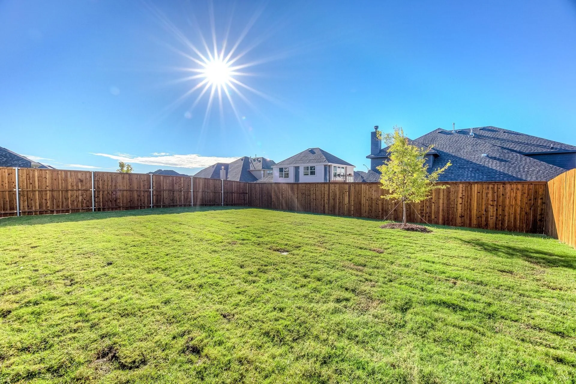 Single Family Residence For Rent in Denton County , 1012 Rosebay Drive, Justin, Texas 76247, 4 Bedroom, 3 Bathroom, 2 Garage spaces, 3,079 Sqft, built in 2022, mls#21361657, Real Estate Agent in Justin, Homes For Rent in Denton county, Homes For Rent in Justin, Realtor in Justin Texas, Real Estate Brokerage Independent Realty Texas, Luminita Cordes Realtor